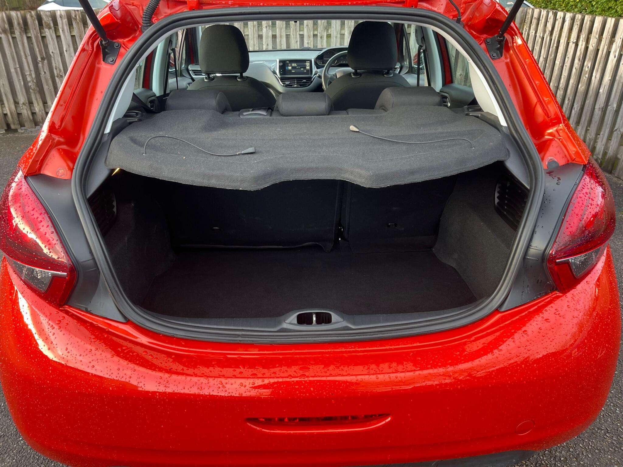 2016 PEUGEOT 208 2016 PEUGEOT 208