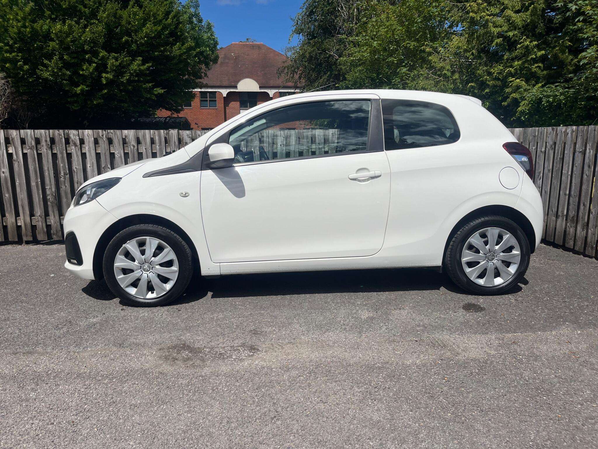 A 2016 PEUGEOT 108 1.0 Active Euro 6 3dr A 2016 PEUGEOT 108 1.0 Active Euro 6 3dr
