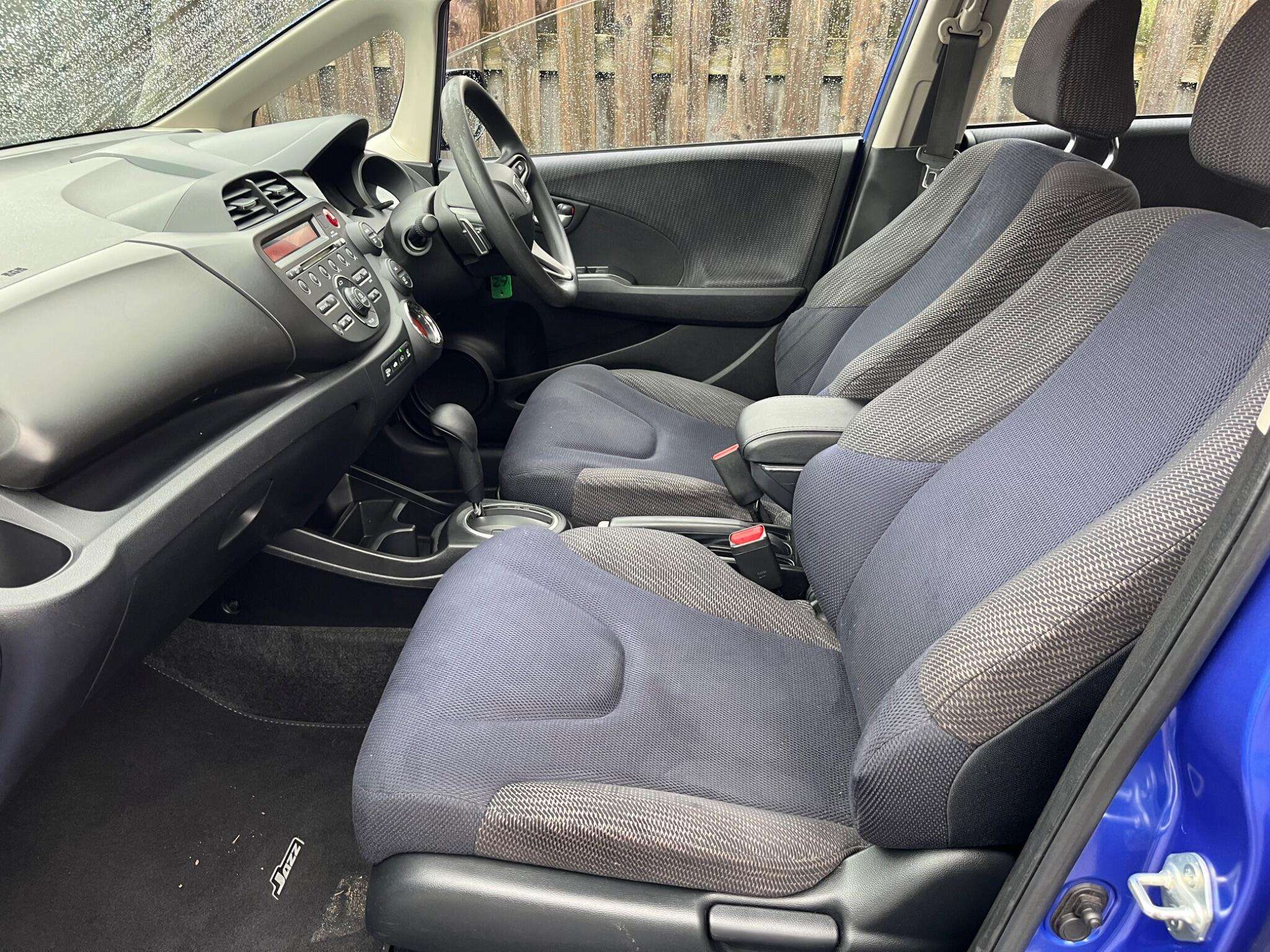 2011 HONDA JAZZ 2011 HONDA JAZZ