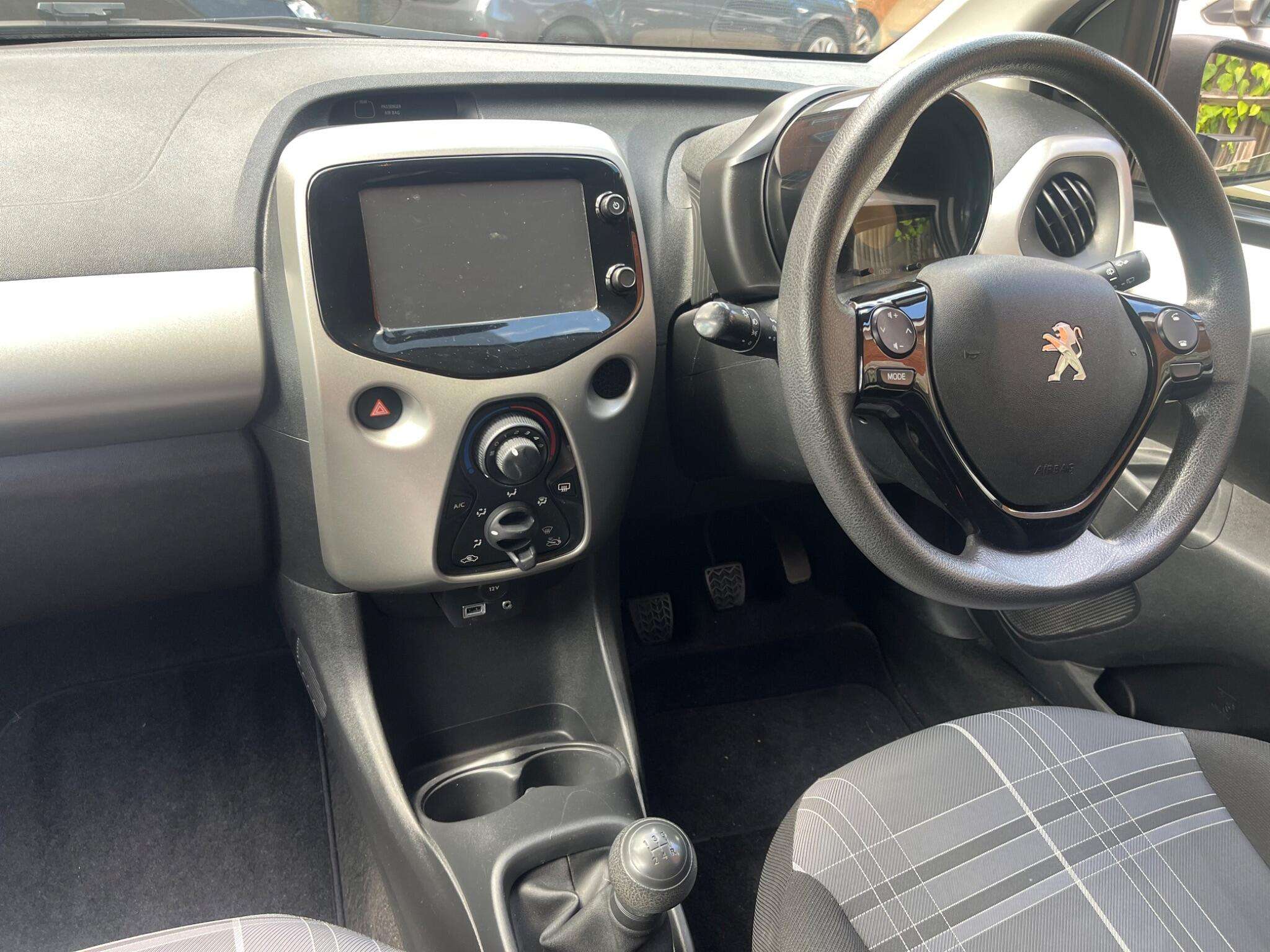 2016 PEUGEOT 108 2016 PEUGEOT 108