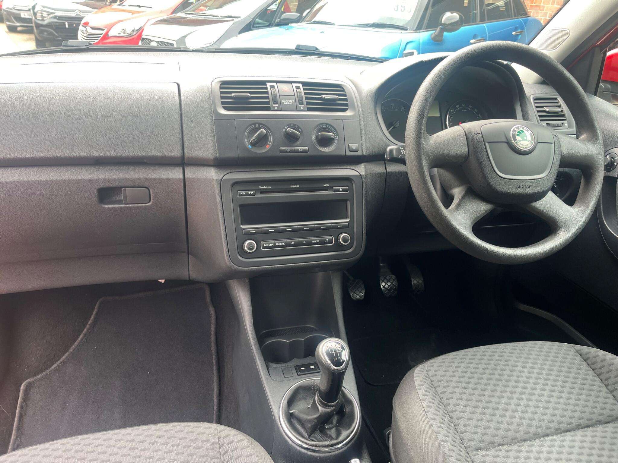 2012 SKODA FABIA 2012 SKODA FABIA