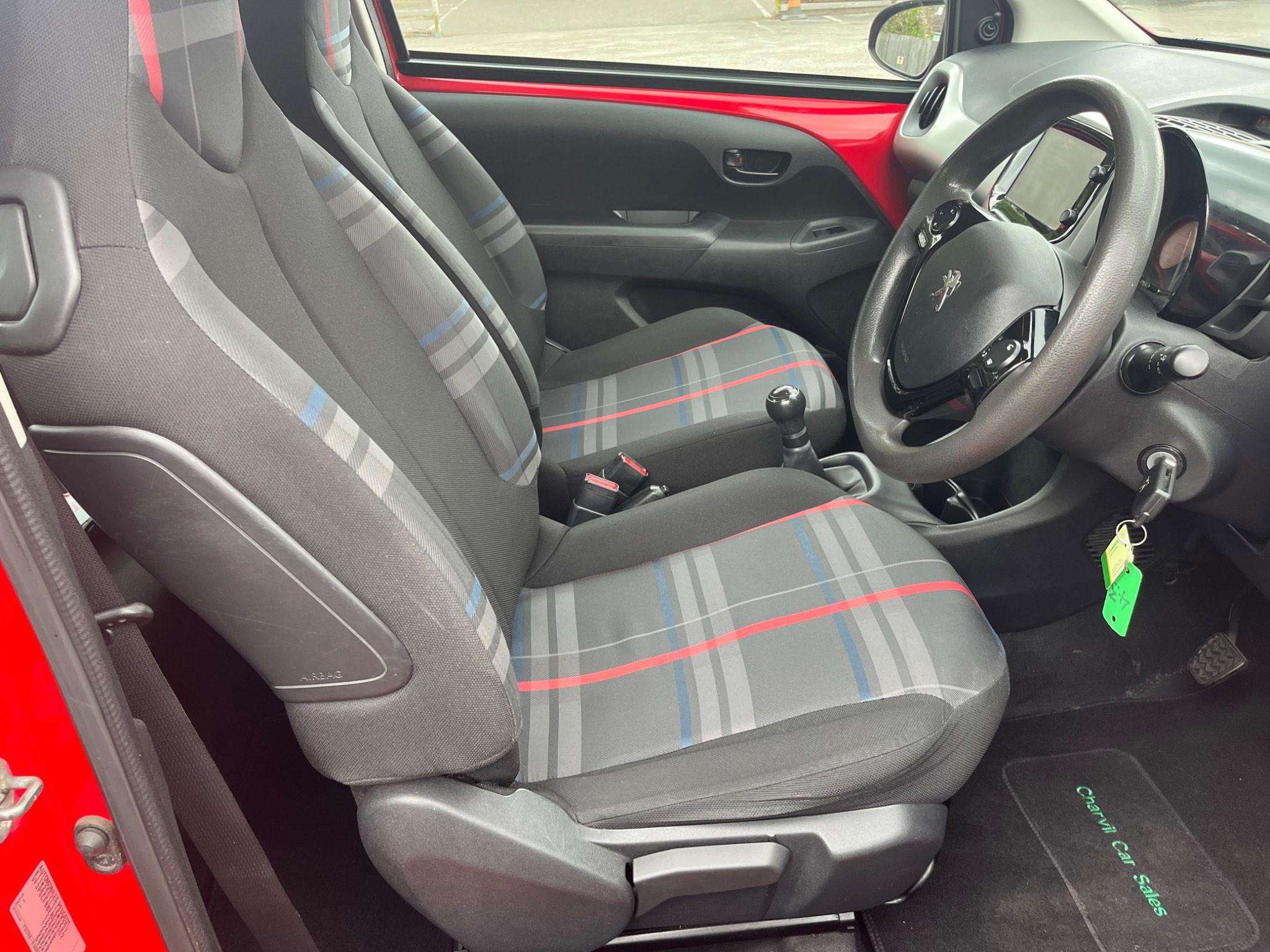 2015 PEUGEOT 108 2015 PEUGEOT 108