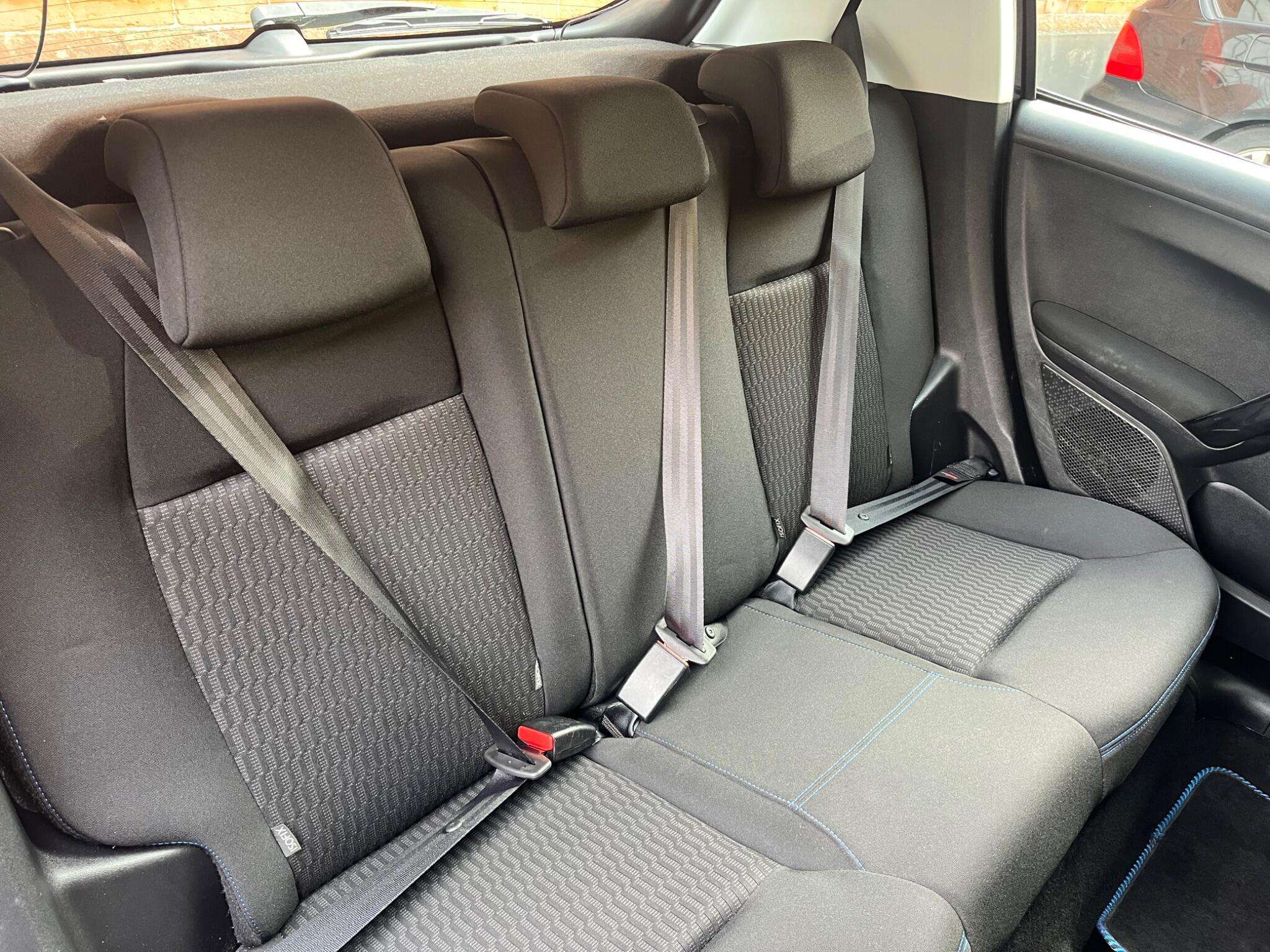 2018 PEUGEOT 208 2018 PEUGEOT 208