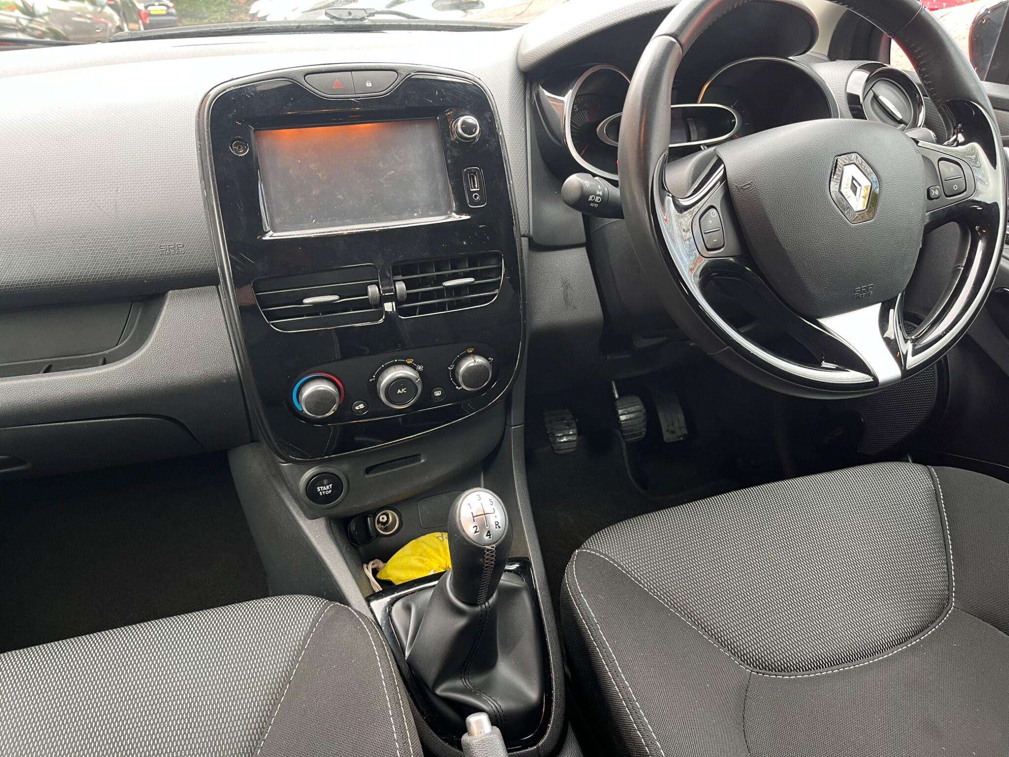 2016 RENAULT CLIO 2016 RENAULT CLIO