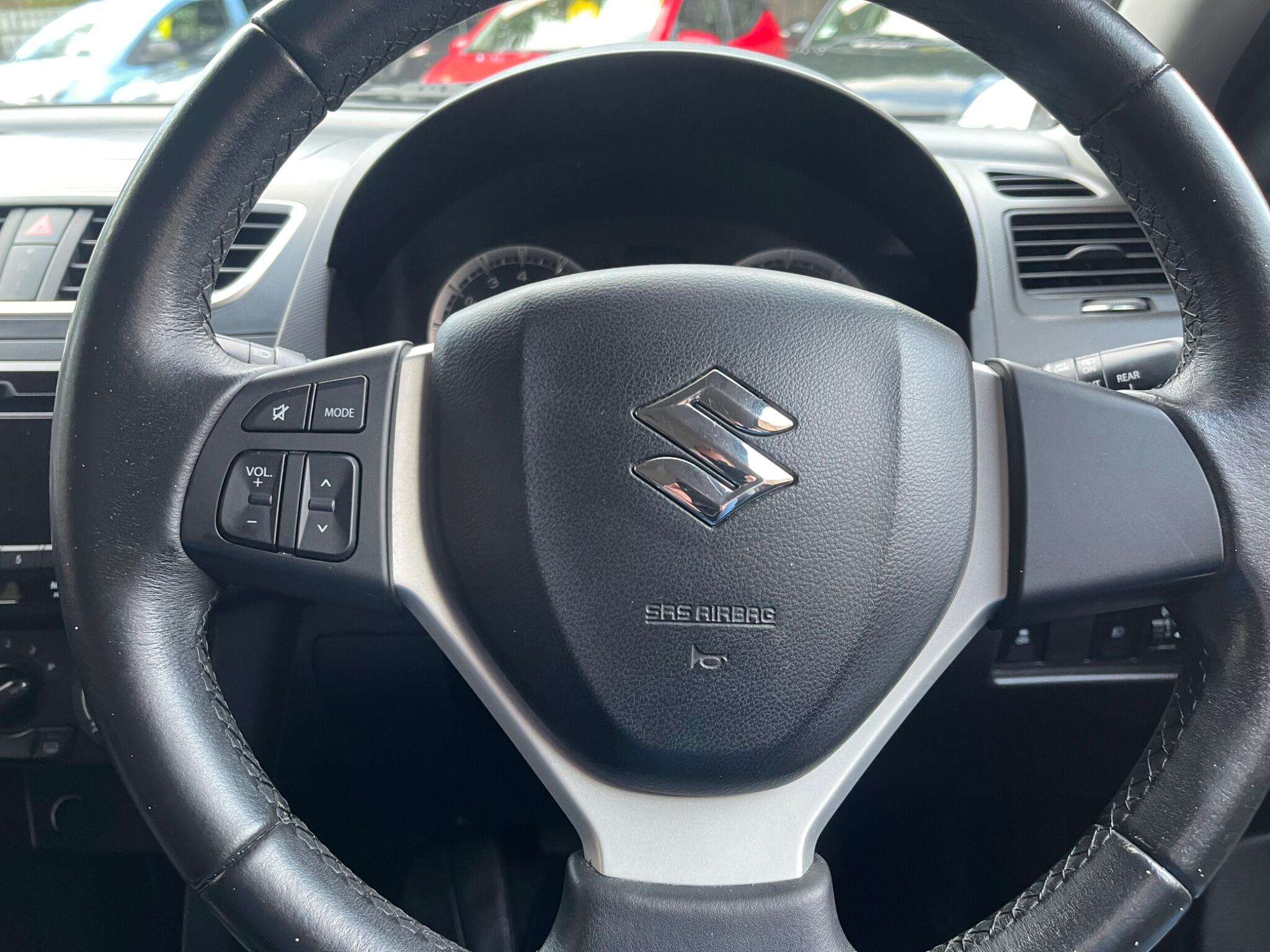2014 SUZUKI SWIFT 2014 SUZUKI SWIFT