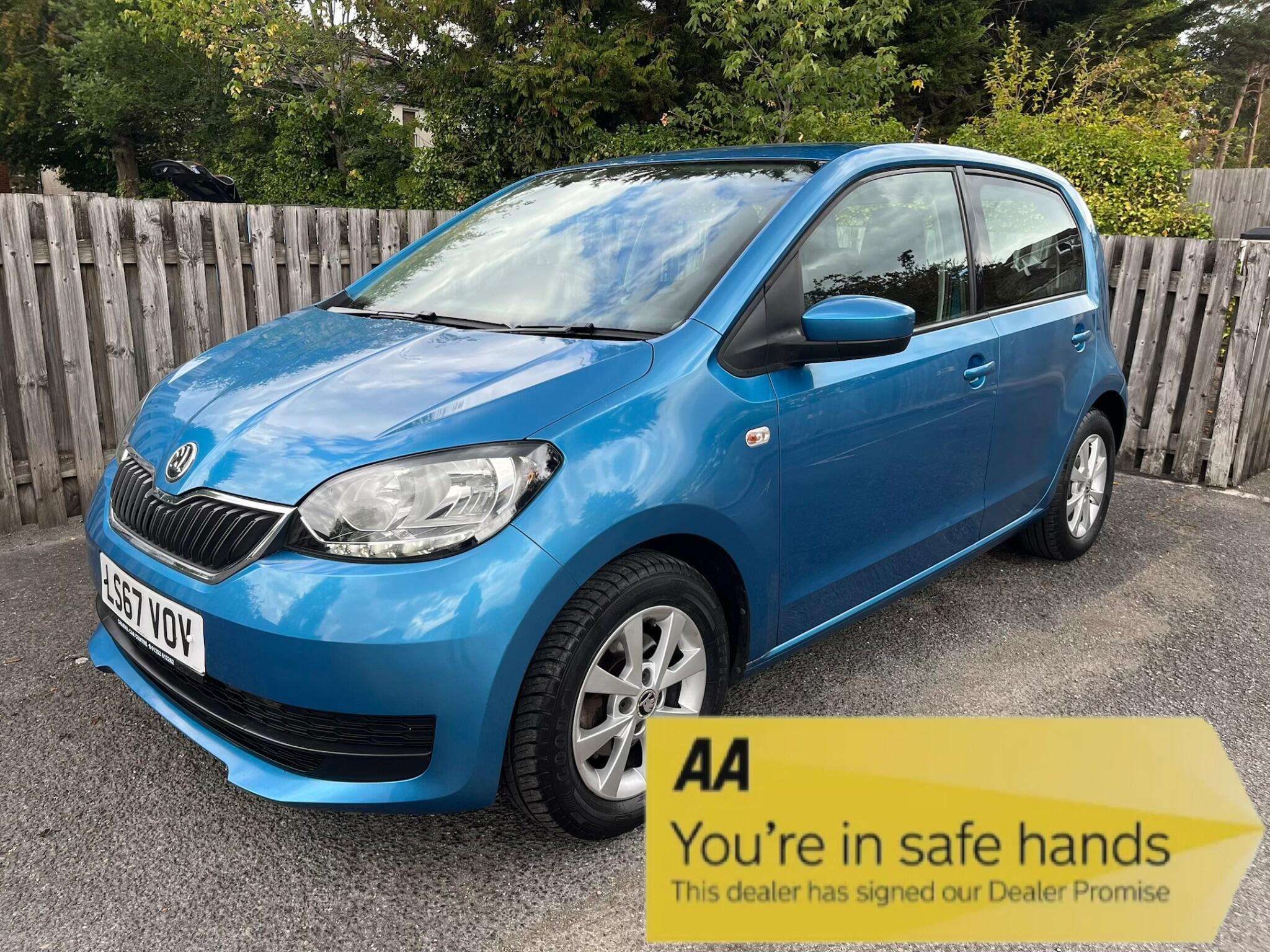 A 2017 SKODA CITIGO 1.0 MPI GreenTech SE Euro 6 (s/s) 5dr A 2017 SKODA CITIGO 1.0 MPI GreenTech SE Euro 6 (s/s) 5dr