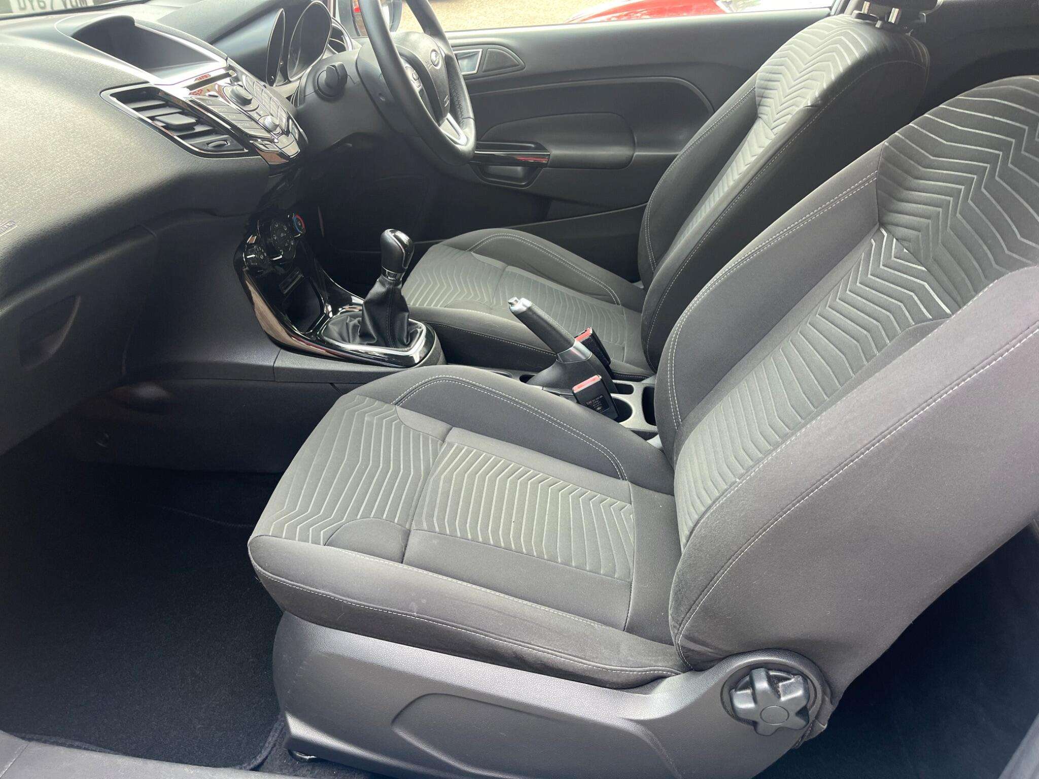 2013 FORD FIESTA 2013 FORD FIESTA