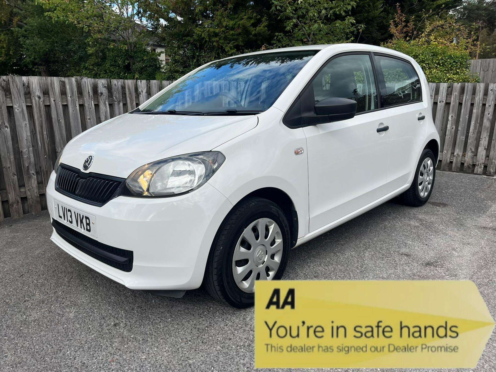 A 2013 SKODA CITIGO 1.0 MPI S Euro 5 5dr A 2013 SKODA CITIGO 1.0 MPI S Euro 5 5dr