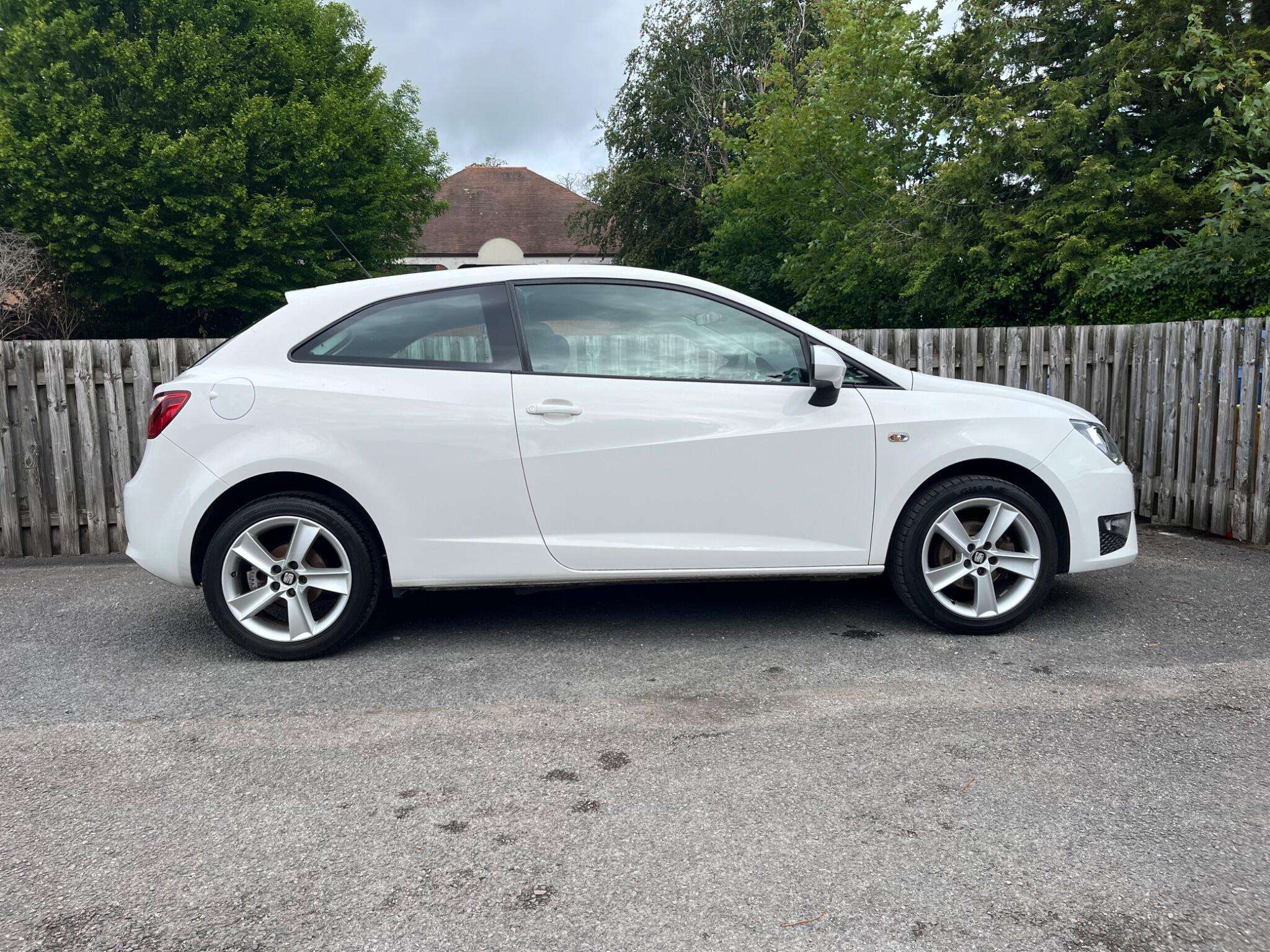2016 SEAT IBIZA 2016 SEAT IBIZA