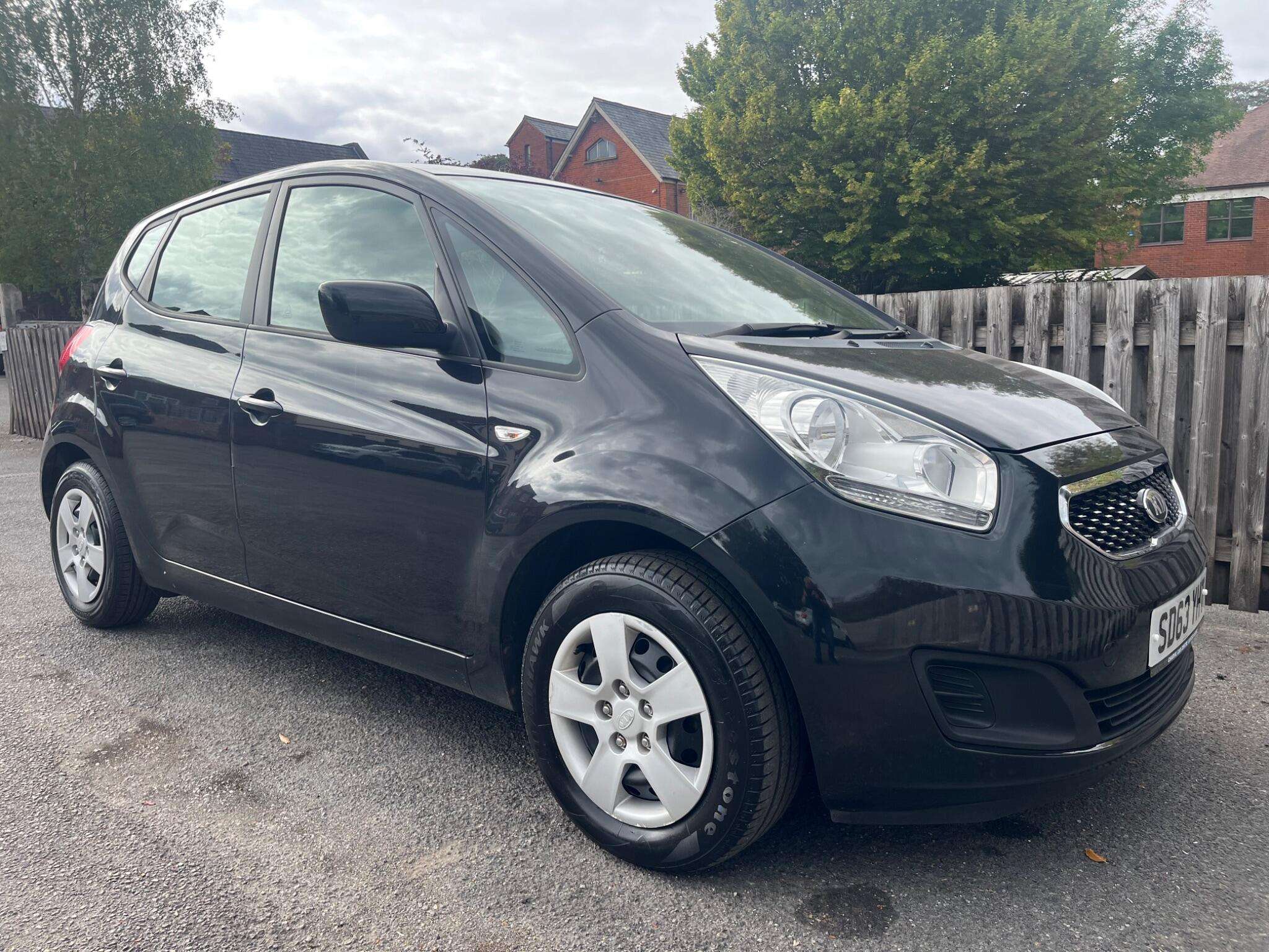 2013 KIA VENGA 2013 KIA VENGA