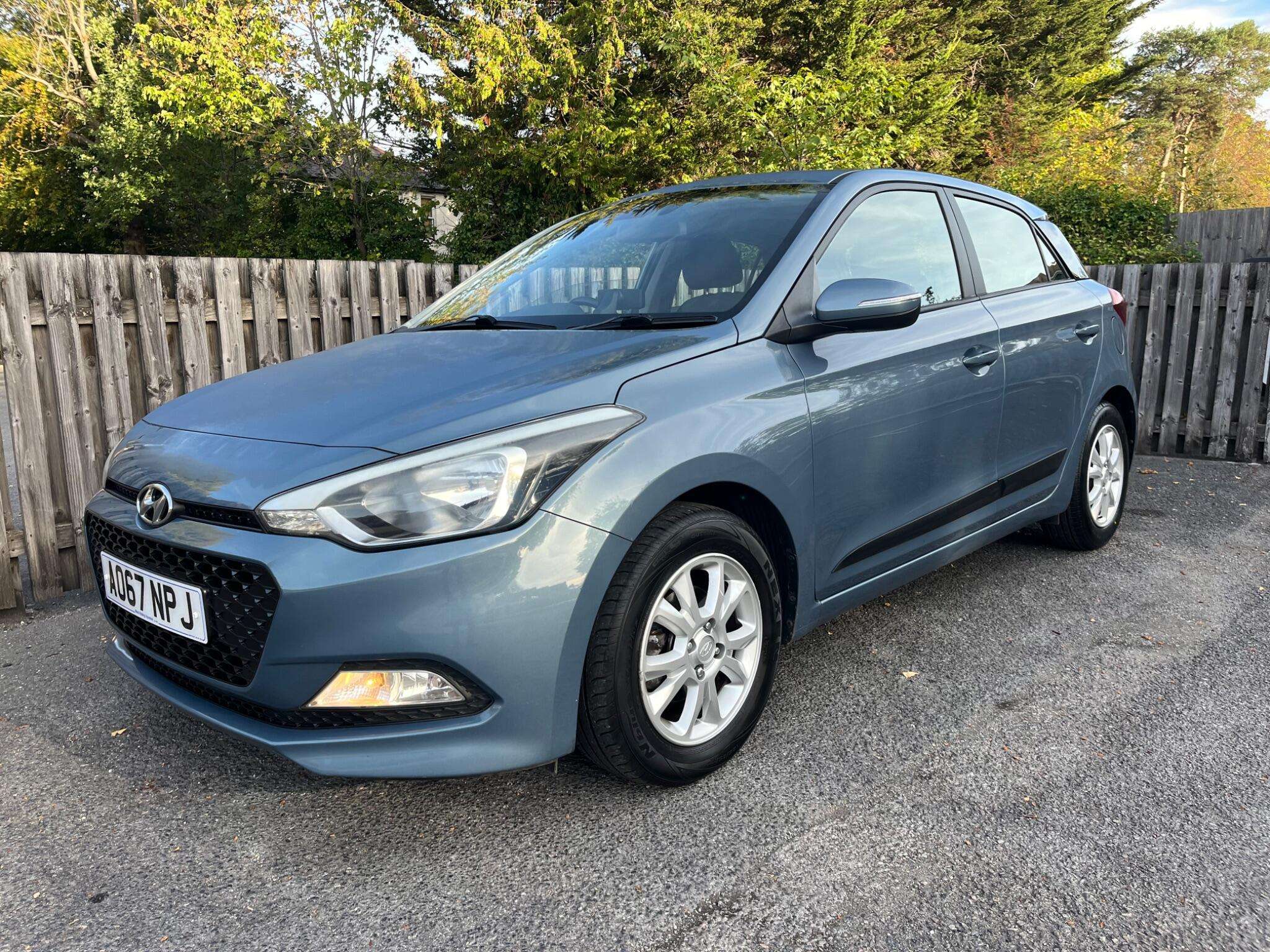 A 2017 HYUNDAI I20 1.2 SE Euro 6 5dr A 2017 HYUNDAI I20 1.2 SE Euro 6 5dr