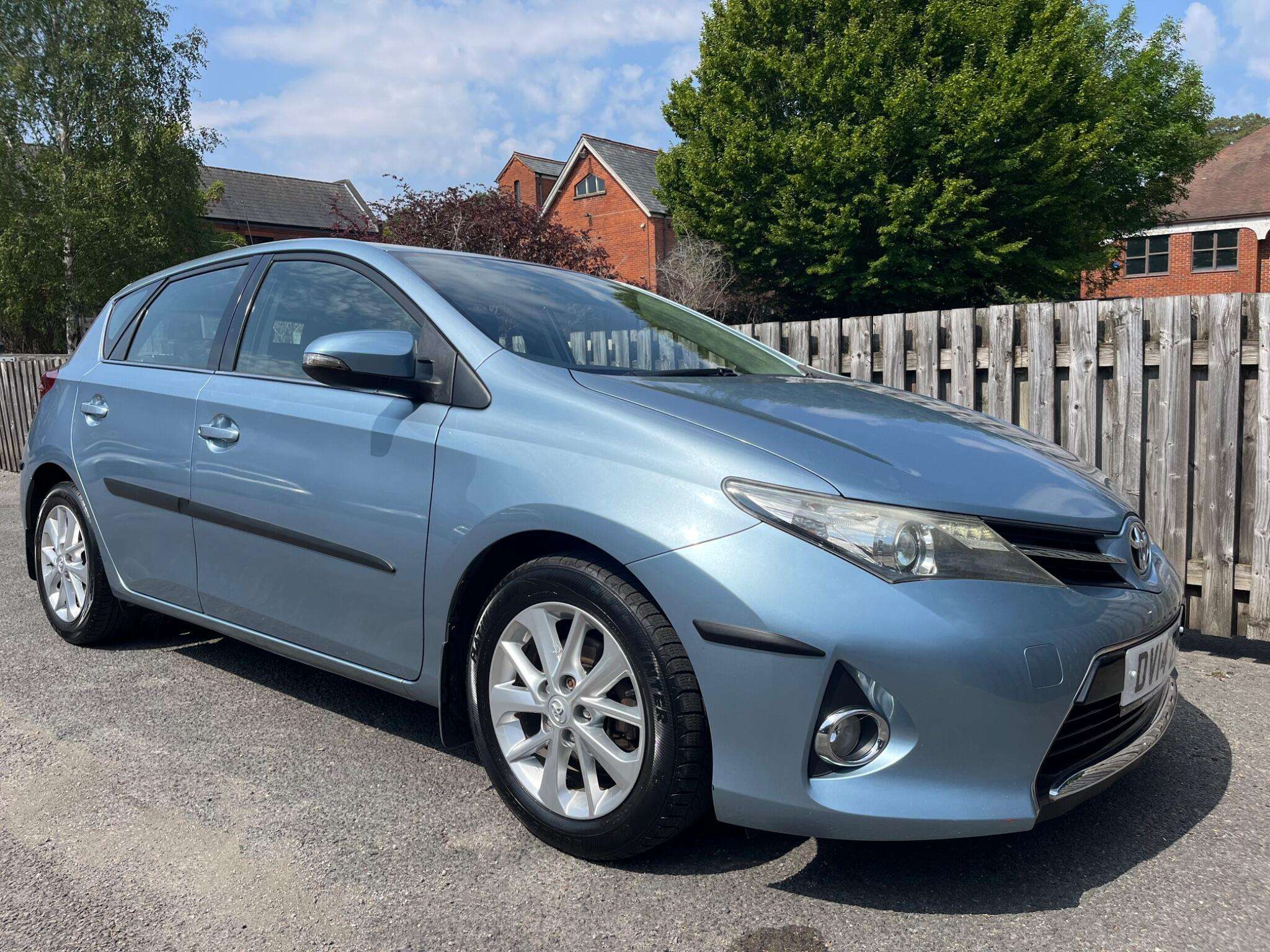 2014 TOYOTA AURIS 2014 TOYOTA AURIS