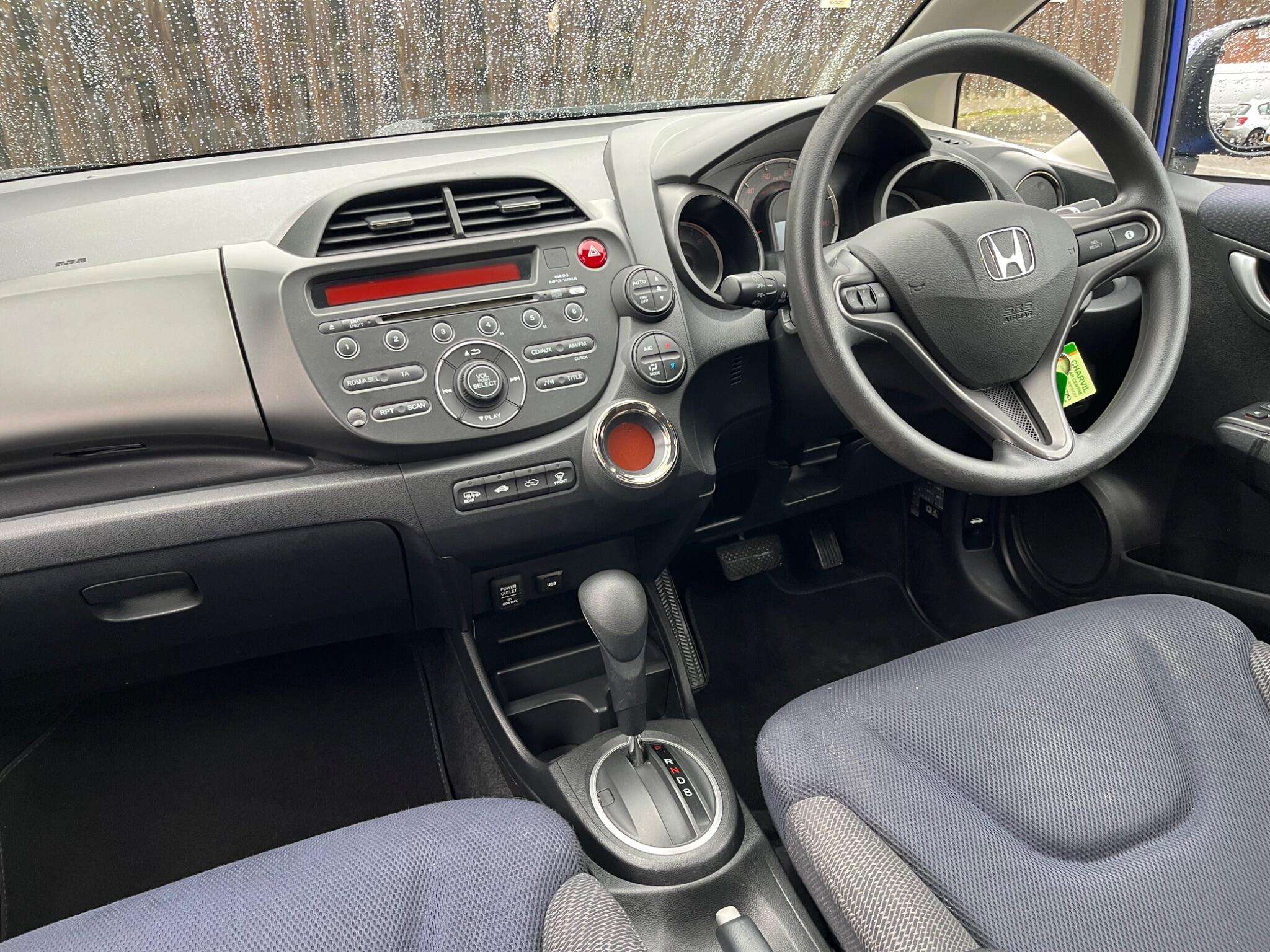 2011 HONDA JAZZ 2011 HONDA JAZZ