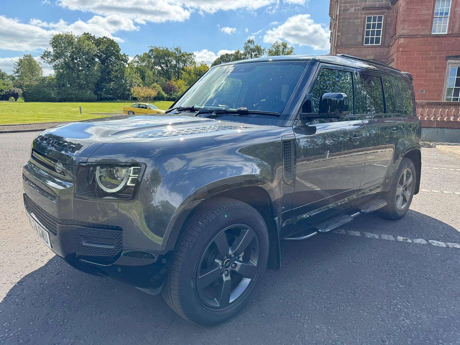 2024 LAND ROVER DEFENDER 110 2024 LAND ROVER DEFENDER 110