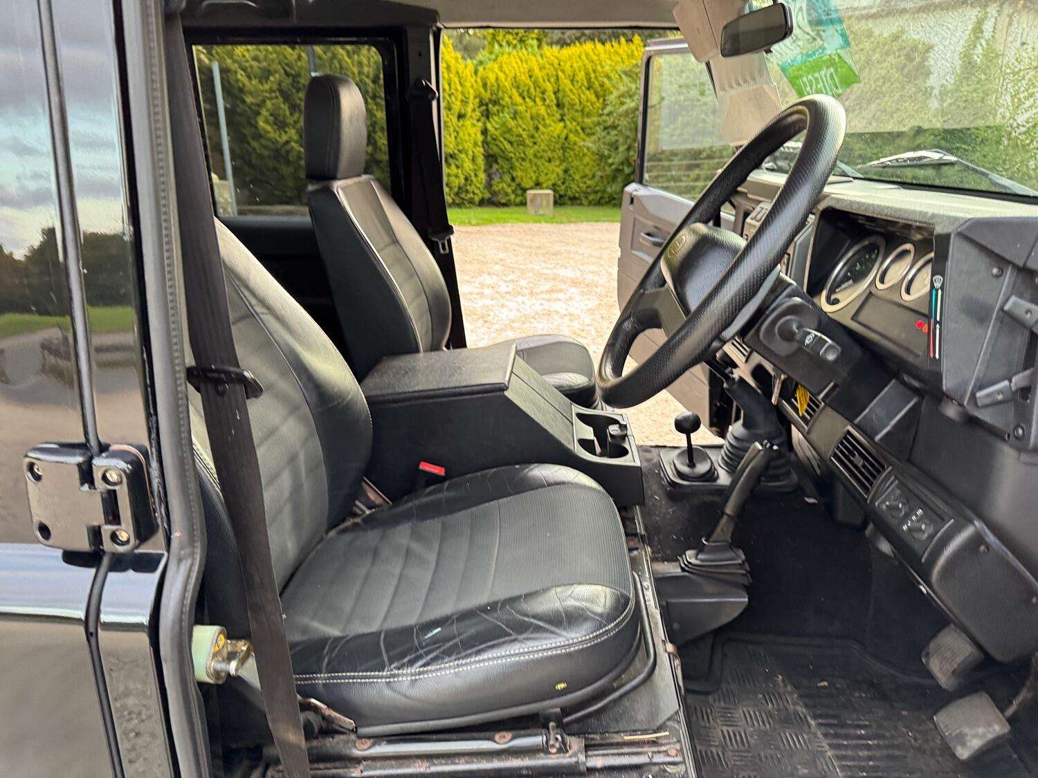 2006 LAND ROVER DEFENDER 110 2006 LAND ROVER DEFENDER 110