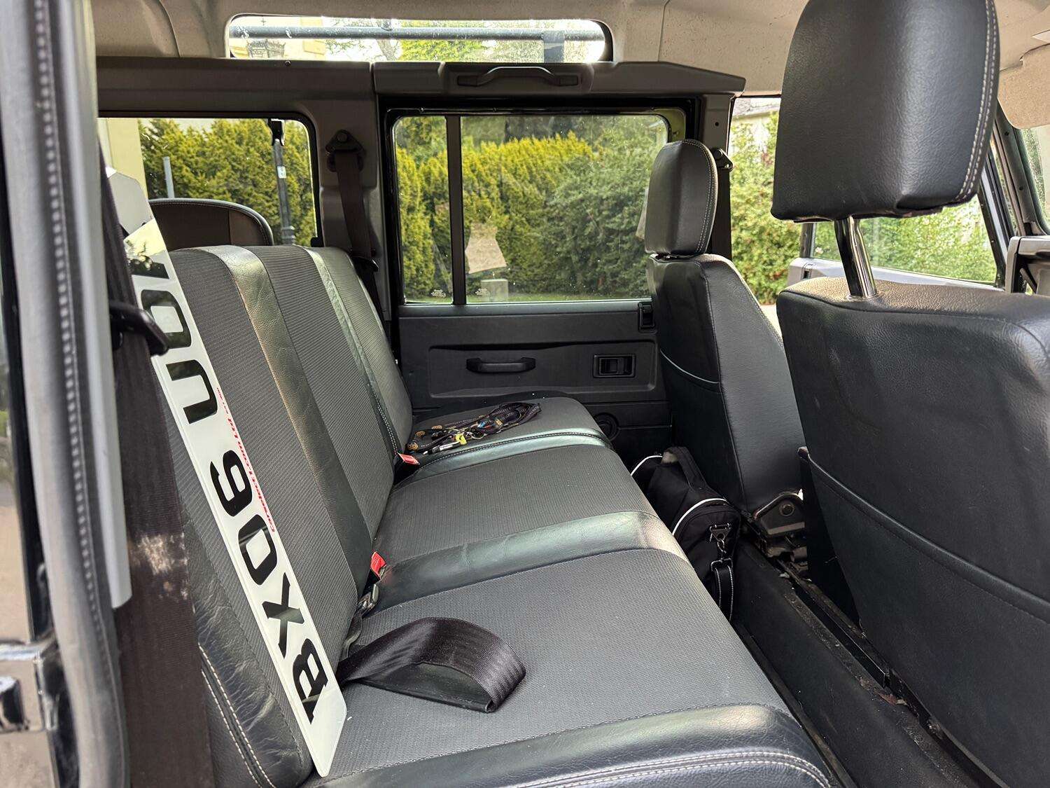 2006 LAND ROVER DEFENDER 110 2006 LAND ROVER DEFENDER 110