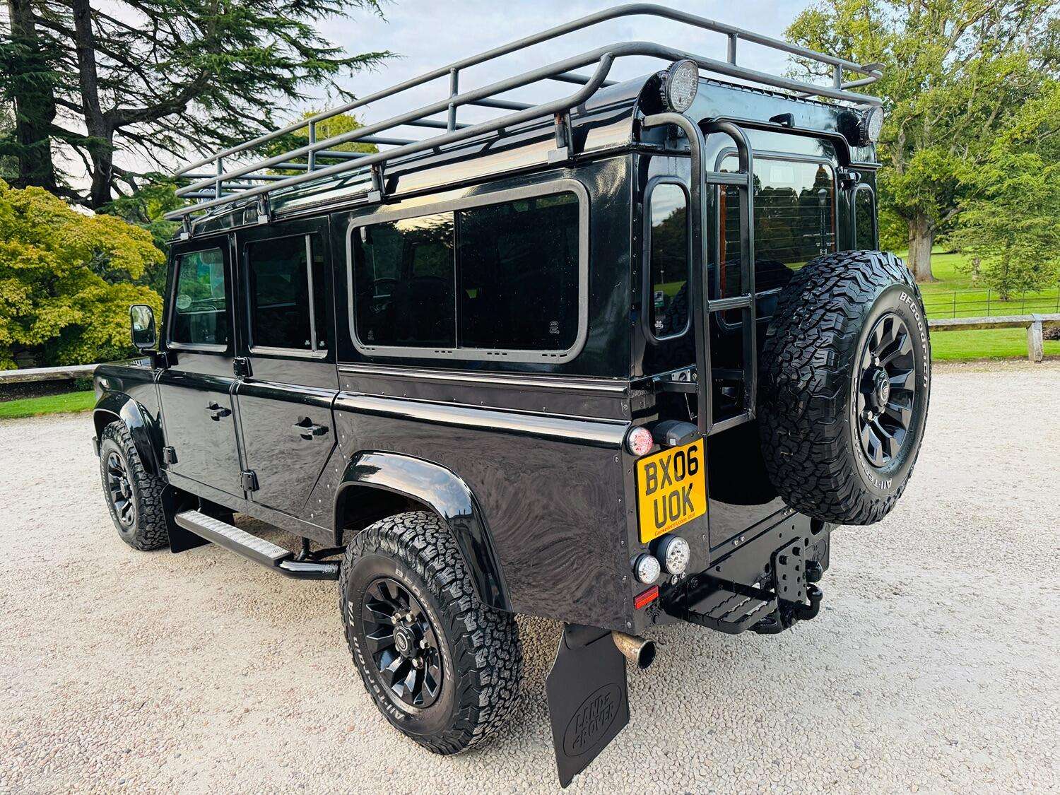 2006 LAND ROVER DEFENDER 110 2006 LAND ROVER DEFENDER 110