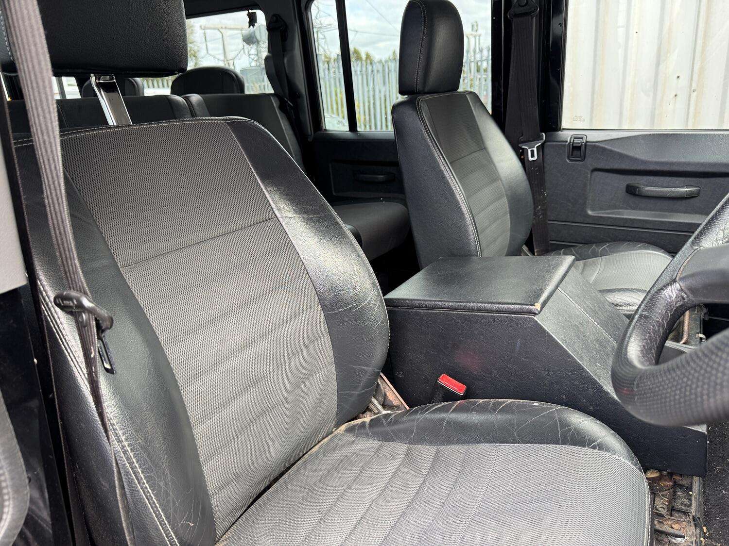 2006 LAND ROVER DEFENDER 110 2006 LAND ROVER DEFENDER 110