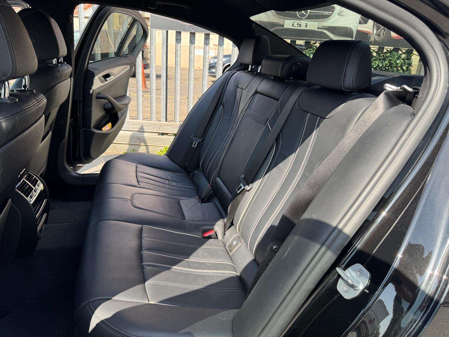 2019 BMW 5 SERIES 2019 BMW 5 SERIES