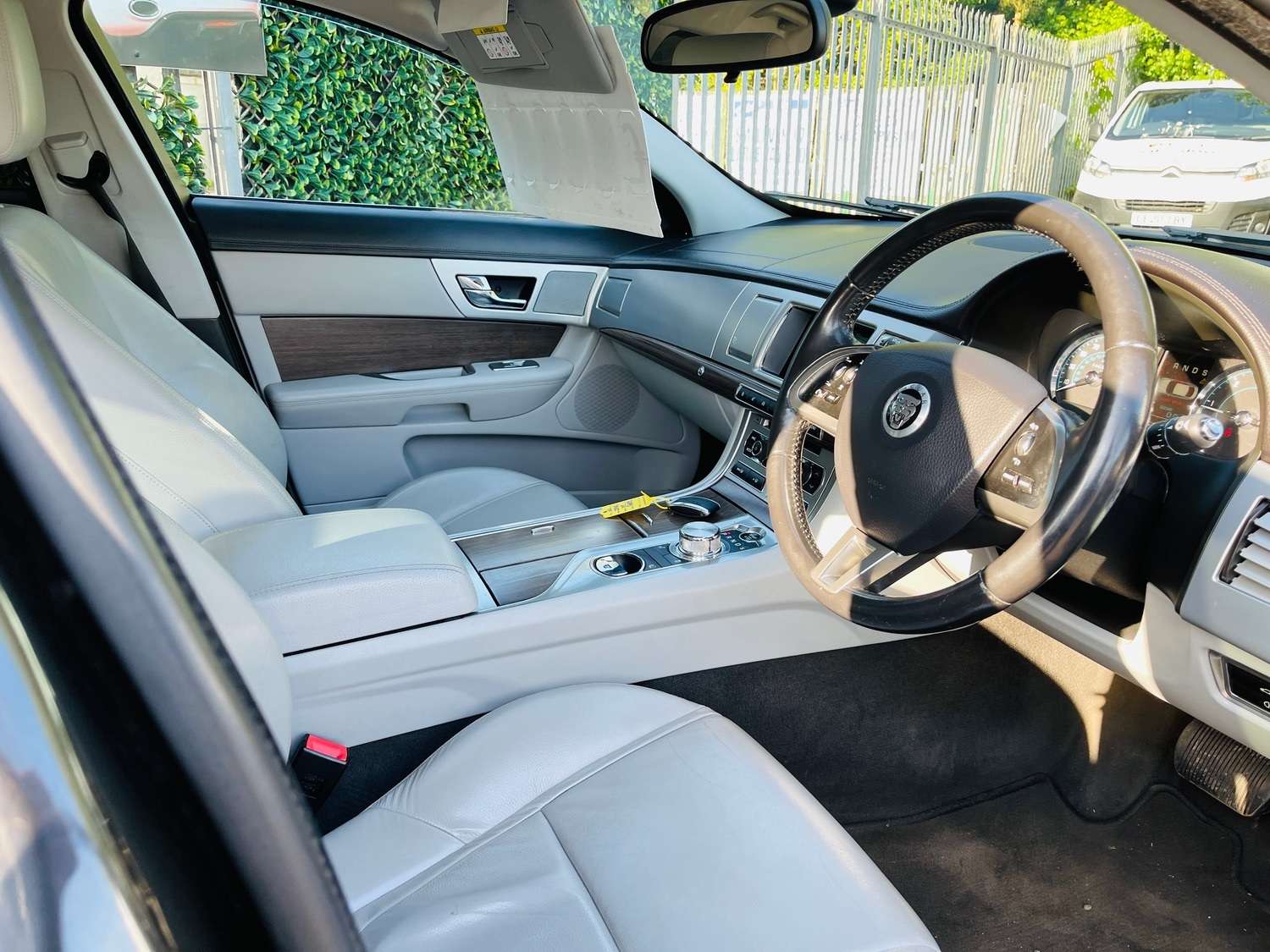 2012 JAGUAR XF 2012 JAGUAR XF