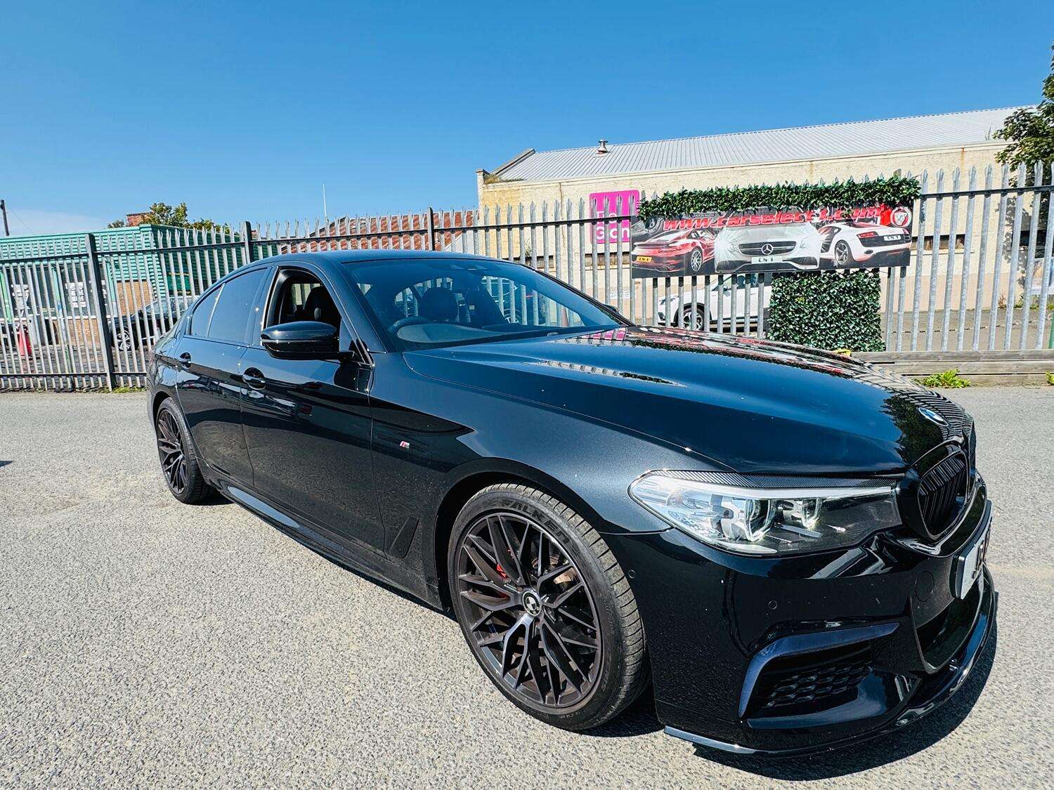 A 2019 BMW 5 SERIES 2.0 520d M Sport Saloon A 2019 BMW 5 SERIES 2.0 520d M Sport Saloon