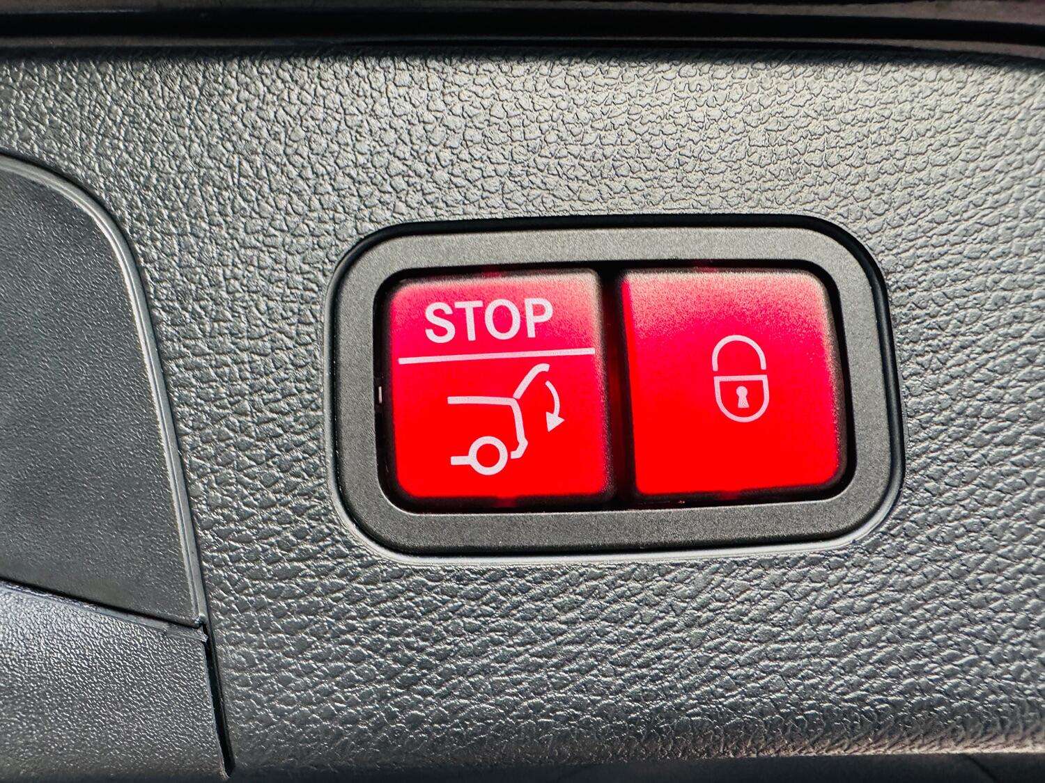 2021 MERCEDES-BENZ EQC 2021 MERCEDES-BENZ EQC