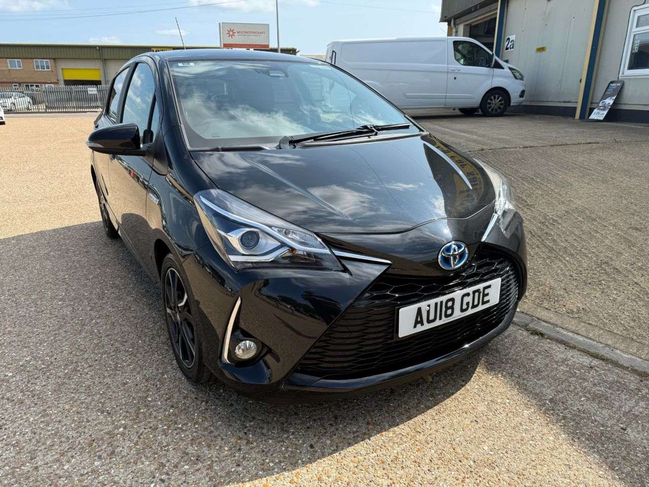 2018 TOYOTA YARIS 2018 TOYOTA YARIS