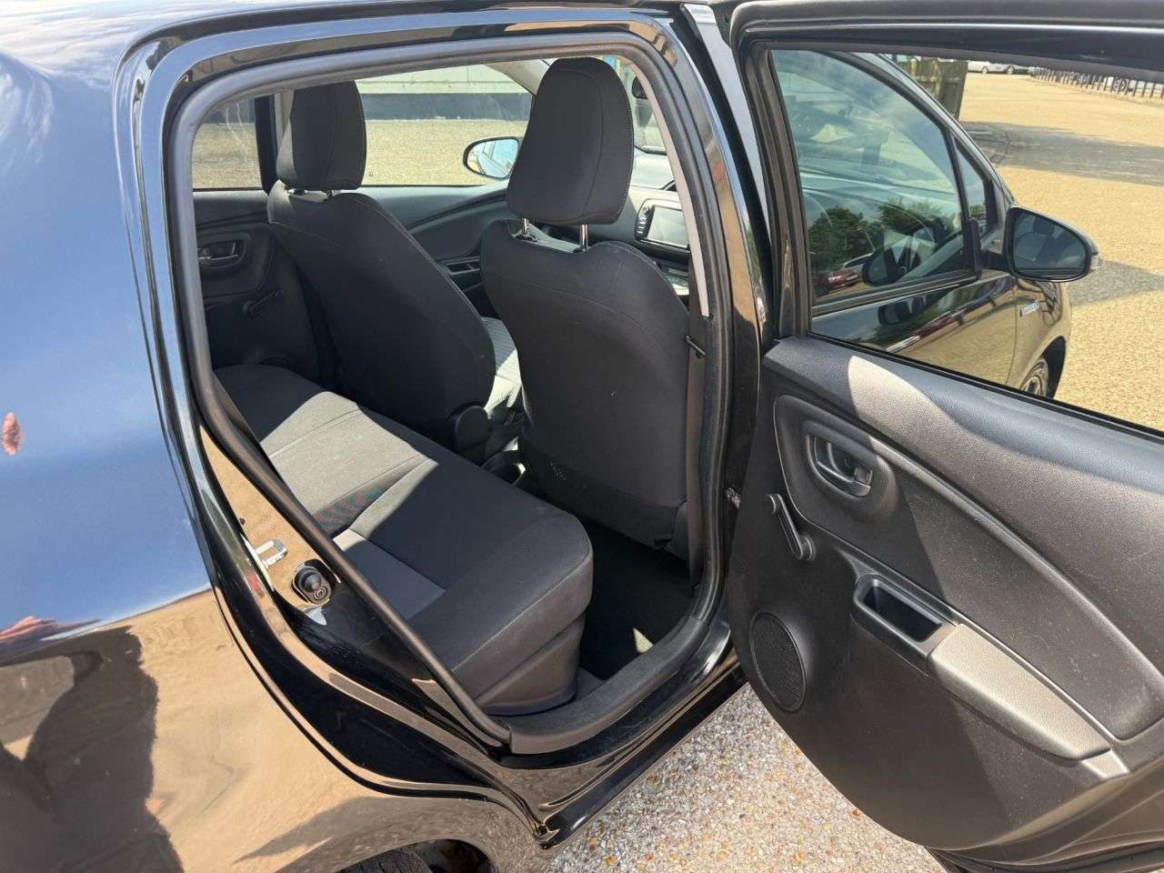 2018 TOYOTA YARIS 2018 TOYOTA YARIS