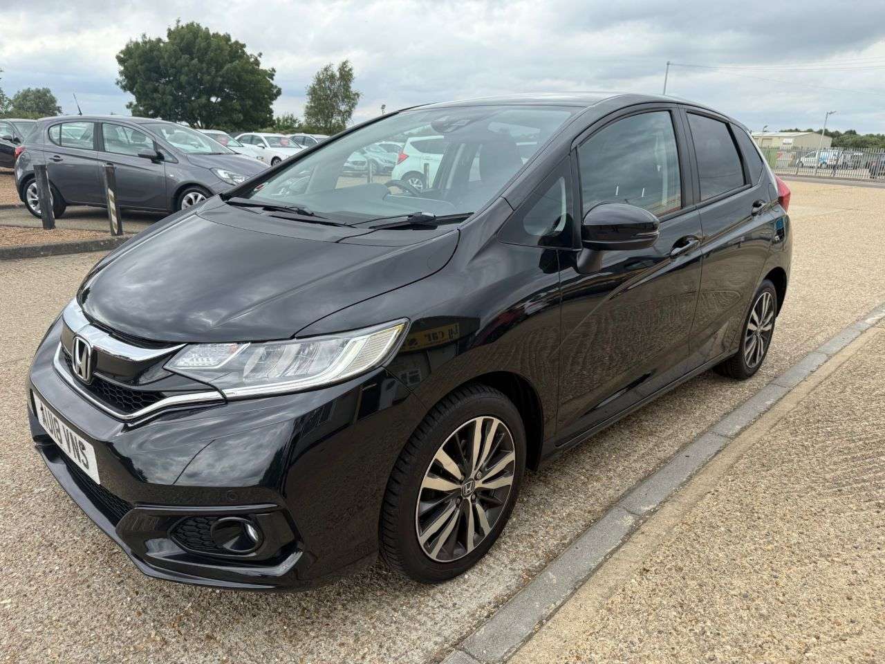 A 2018 HONDA JAZZ 1.3 i-VTEC EX Hatchback 5dr Petrol Manual Euro 6 (s/s) (102 ps) A 2018 HONDA JAZZ 1.3 i-VTEC EX Hatchback 5dr Petrol Manual Euro 6 (s/s) (102 ps)