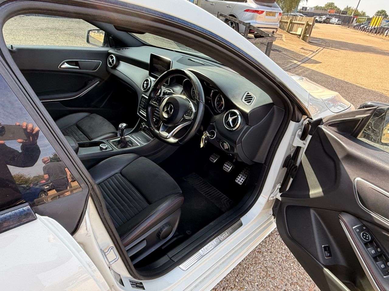 2017 MERCEDES-BENZ CLA 2017 MERCEDES-BENZ CLA