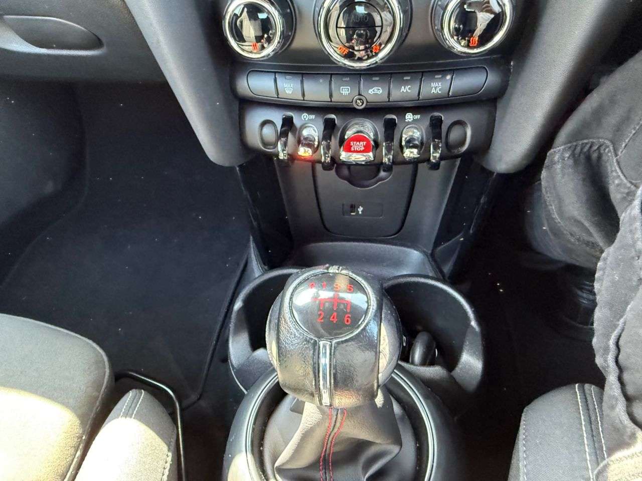 2018 MINI HATCH 2018 MINI HATCH