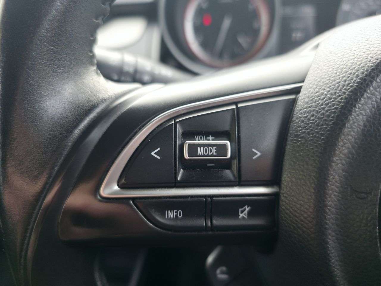 2020 SUZUKI SWIFT 2020 SUZUKI SWIFT