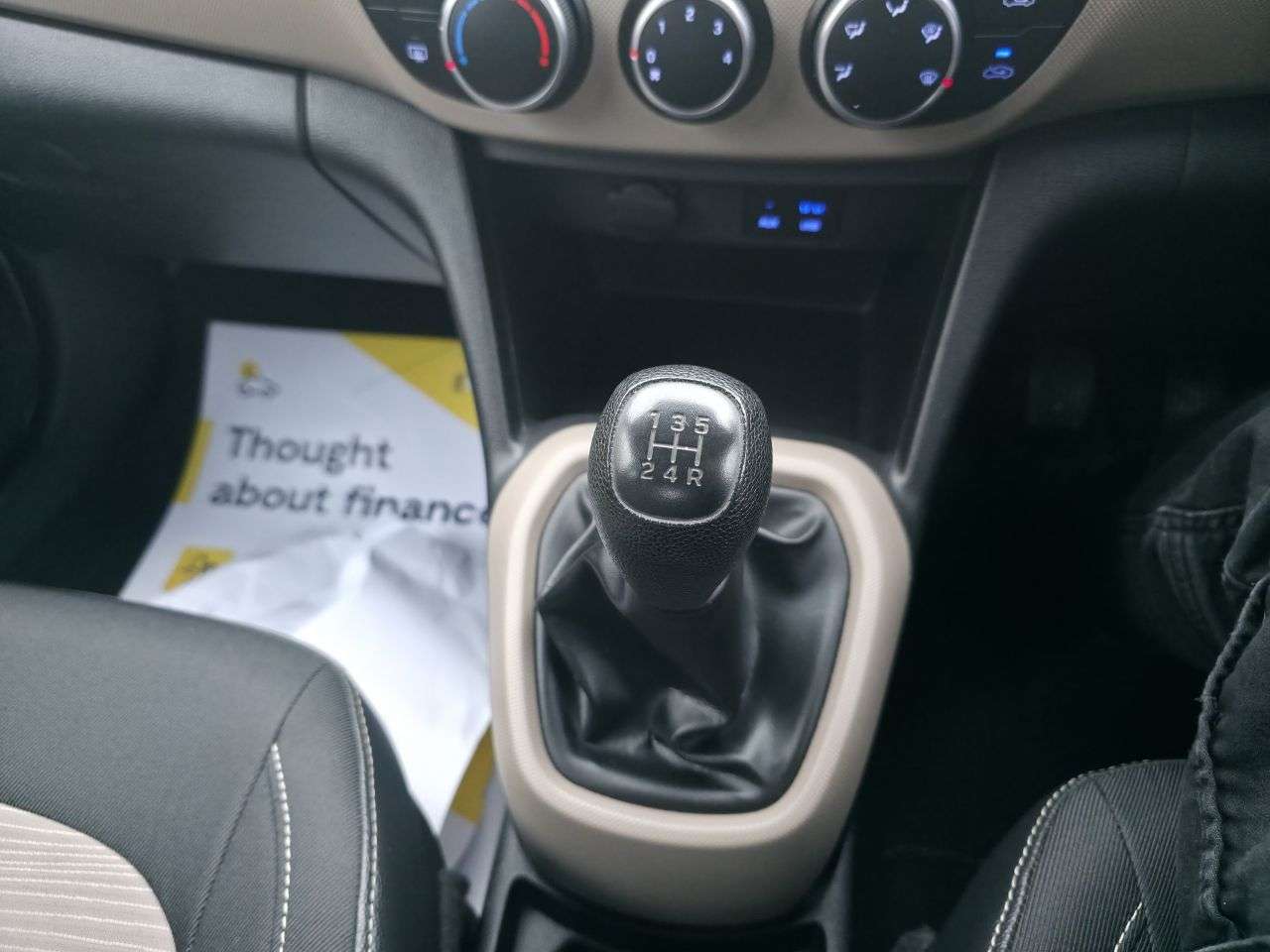 2015 HYUNDAI I10 2015 HYUNDAI I10