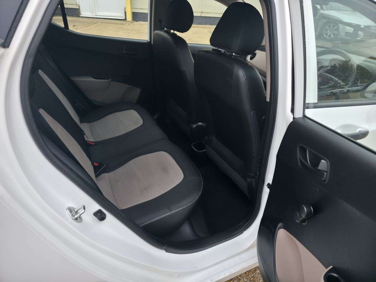 2015 HYUNDAI I10 2015 HYUNDAI I10