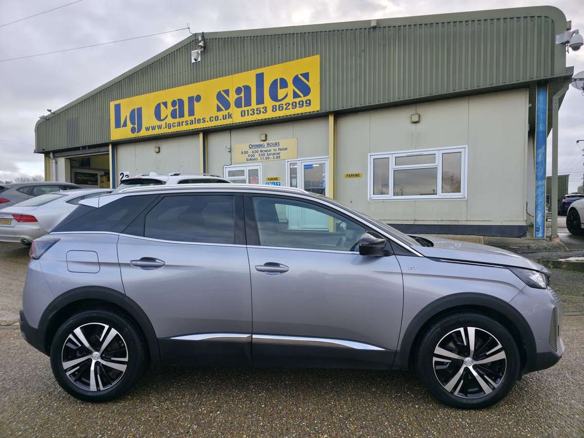 Check out this Peugeot 3008 2023 Petrol Automatic