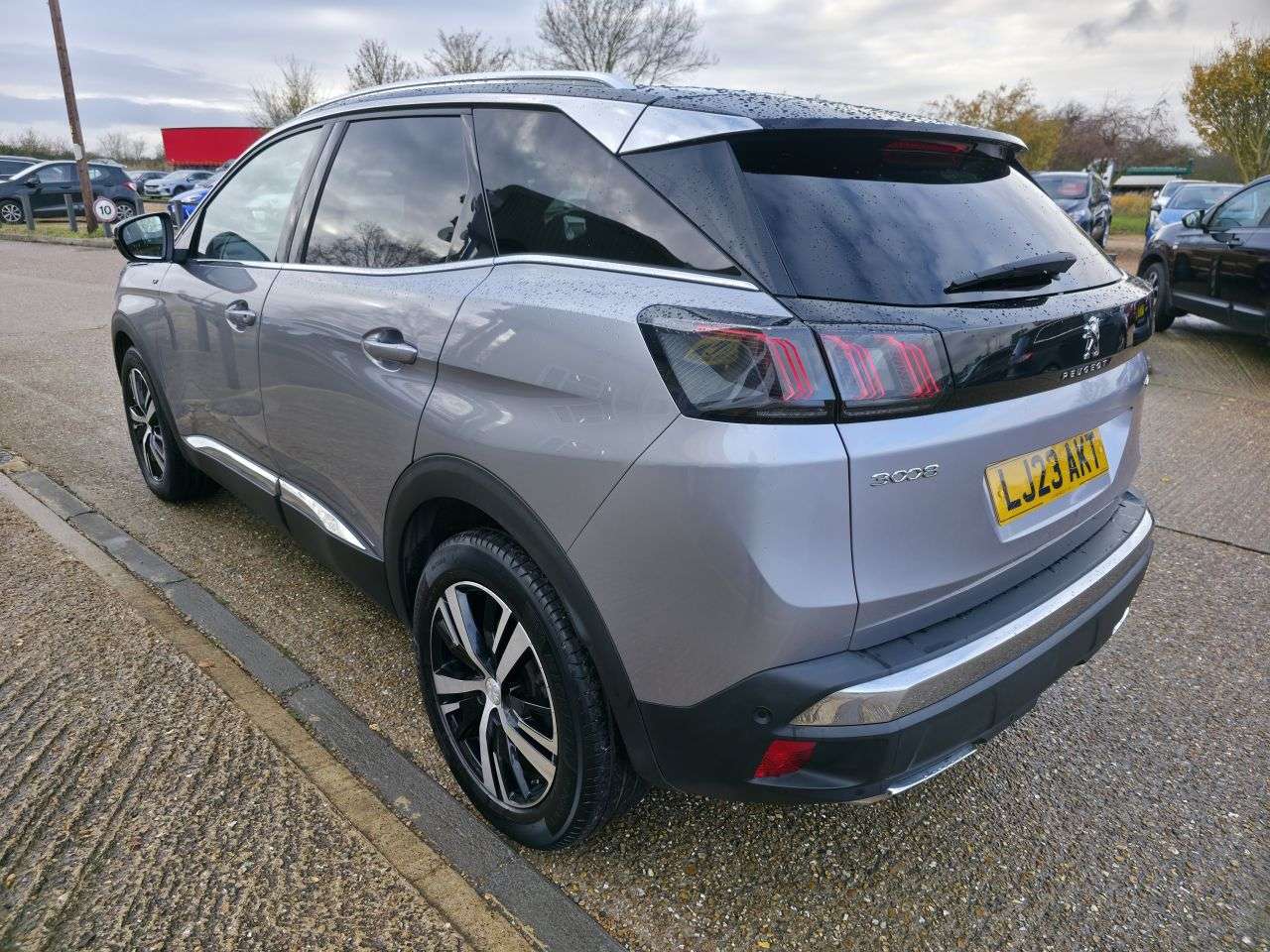 2023 PEUGEOT 3008 2023 PEUGEOT 3008