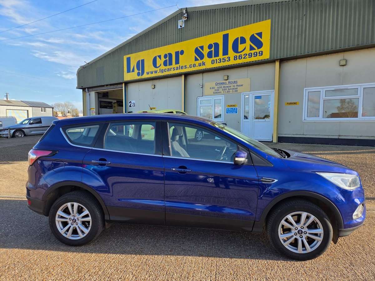 Check out this Ford Kuga 2017 Diesel Manual