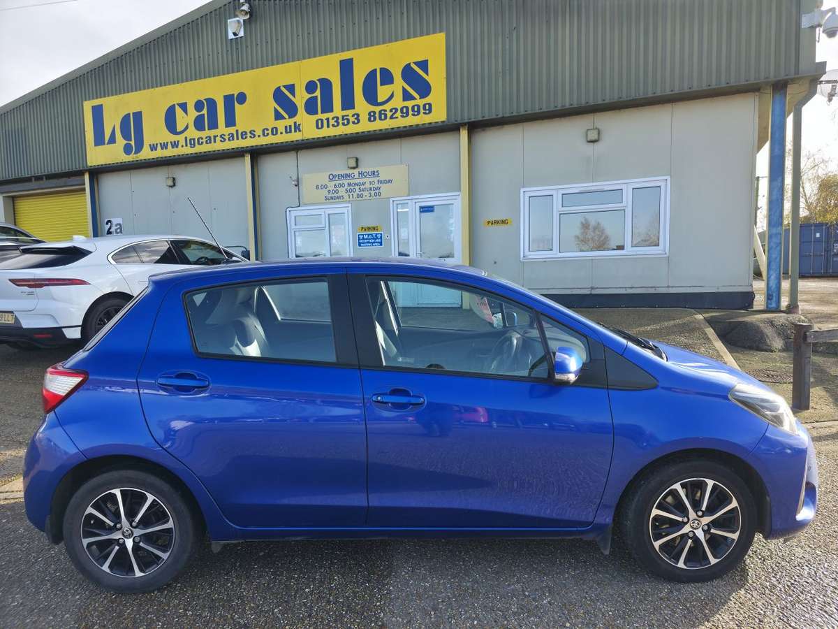 Check out this Toyota Yaris 2018 Petrol Manual
