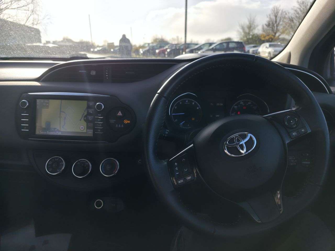 2018 TOYOTA YARIS 2018 TOYOTA YARIS