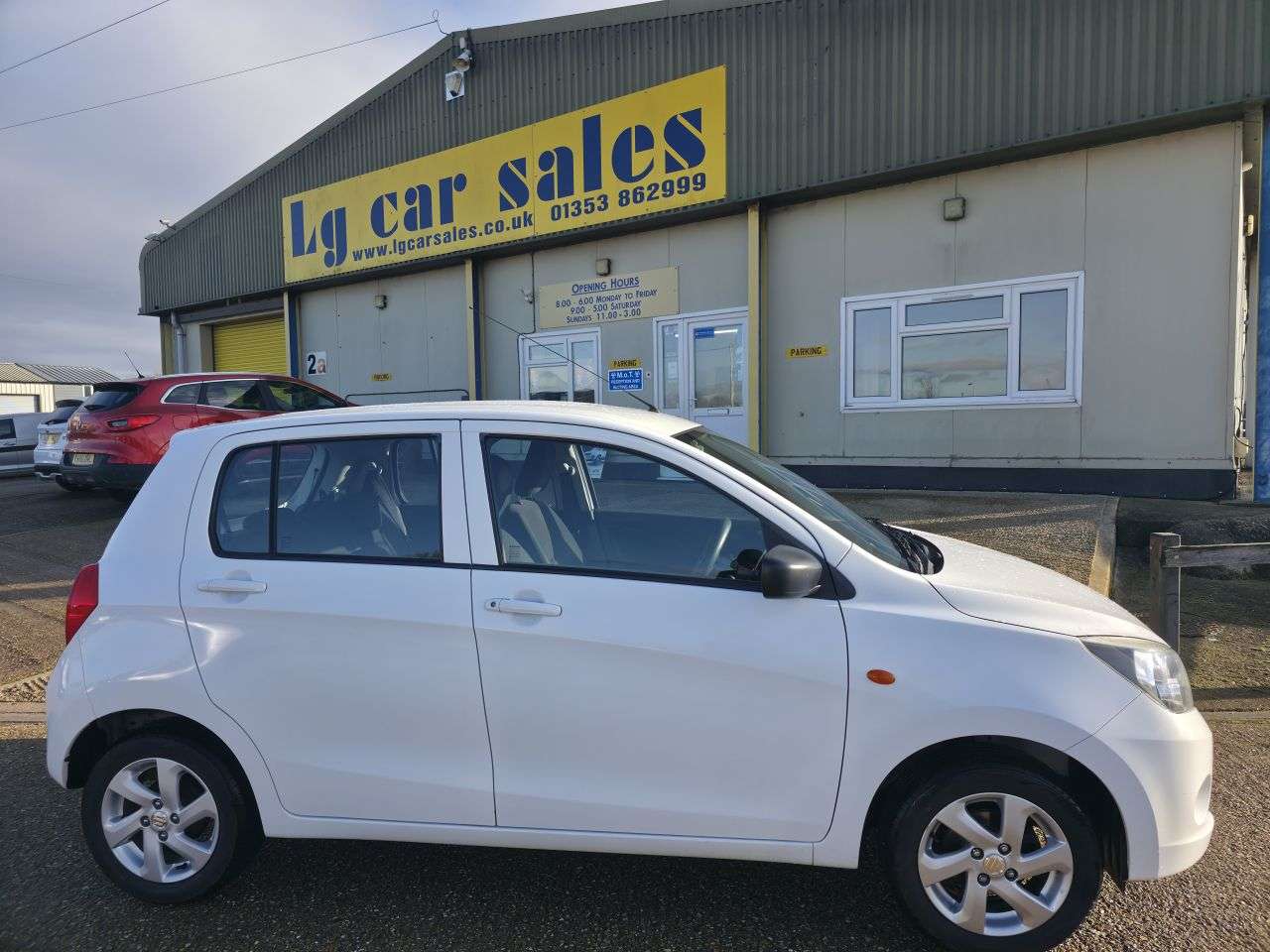 A 2017 SUZUKI CELERIO 1.0 SZ2 Hatchback 5dr Petrol Manual Euro 6 (68 ps) A 2017 SUZUKI CELERIO 1.0 SZ2 Hatchback 5dr Petrol Manual Euro 6 (68 ps)