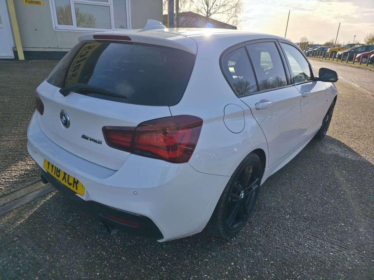 2018 BMW 1 SERIES 2018 BMW 1 SERIES