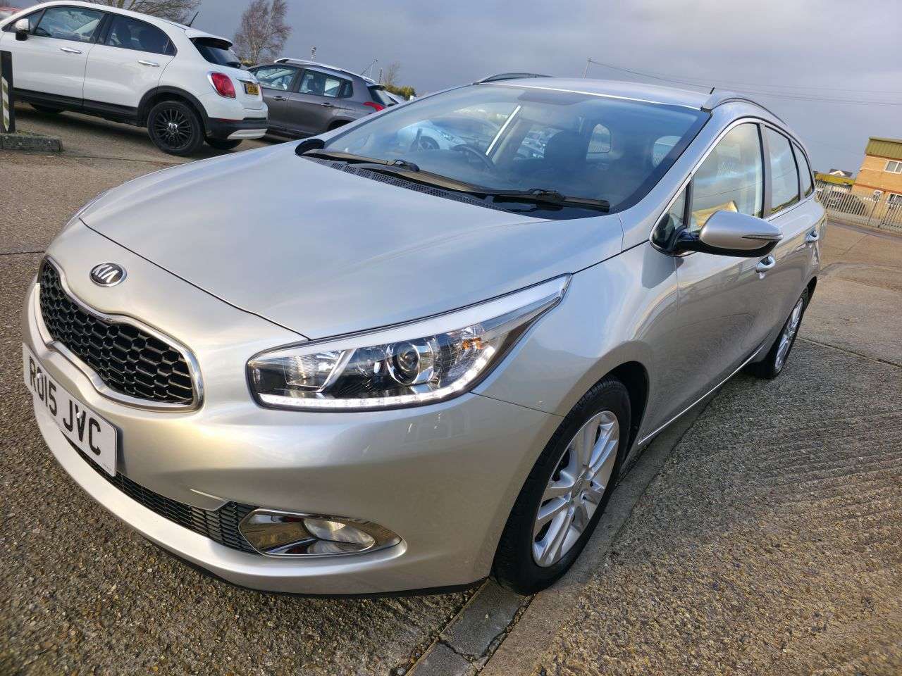 2015 KIA CEED 2015 KIA CEED