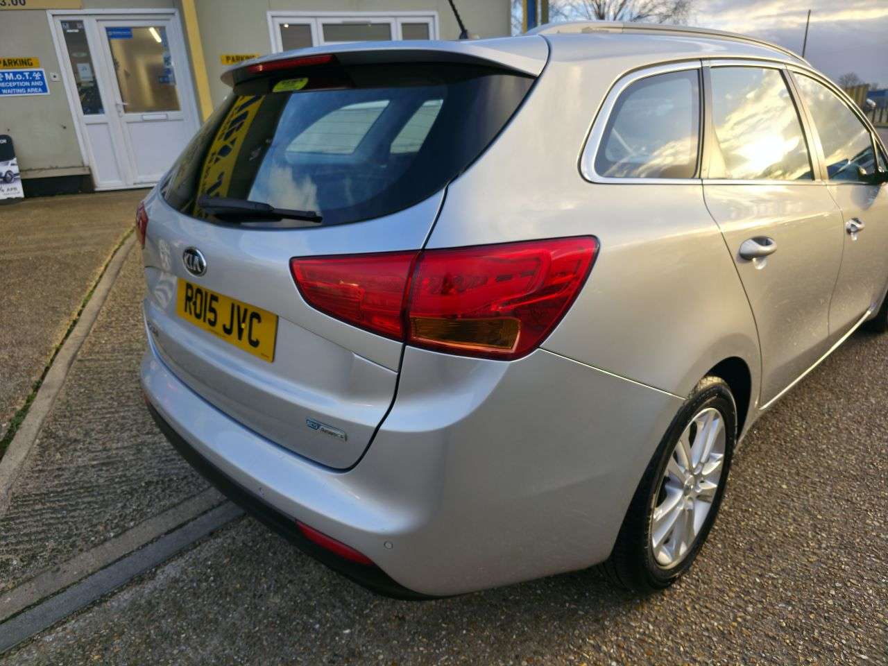 2015 KIA CEED 2015 KIA CEED