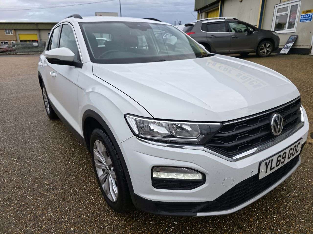 2020 VOLKSWAGEN T-ROC 2020 VOLKSWAGEN T-ROC