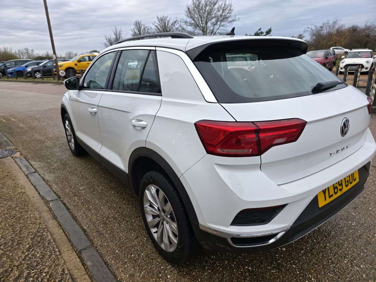 2020 VOLKSWAGEN T-ROC 2020 VOLKSWAGEN T-ROC