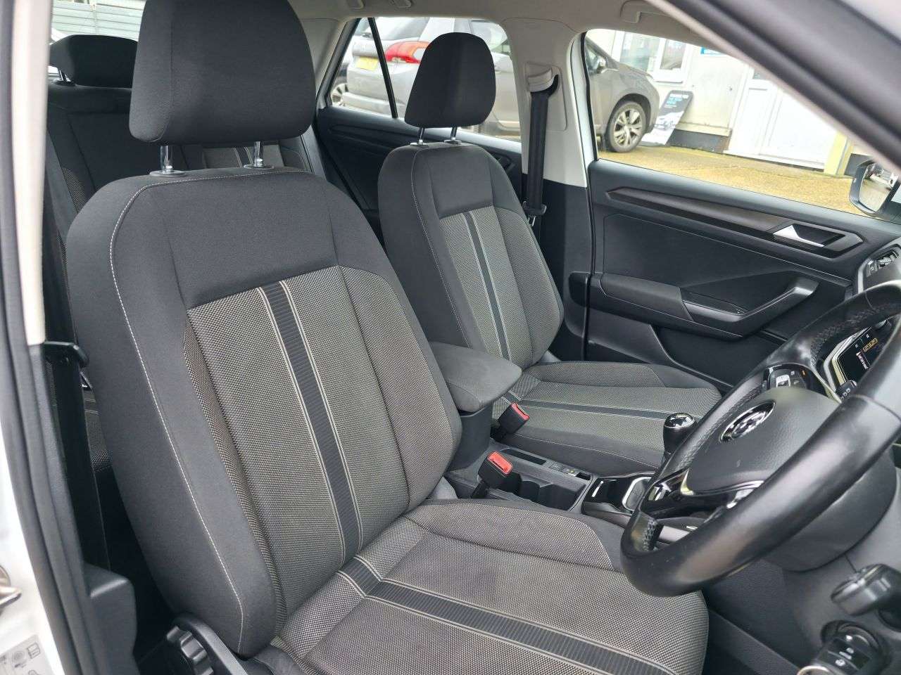 2020 VOLKSWAGEN T-ROC 2020 VOLKSWAGEN T-ROC