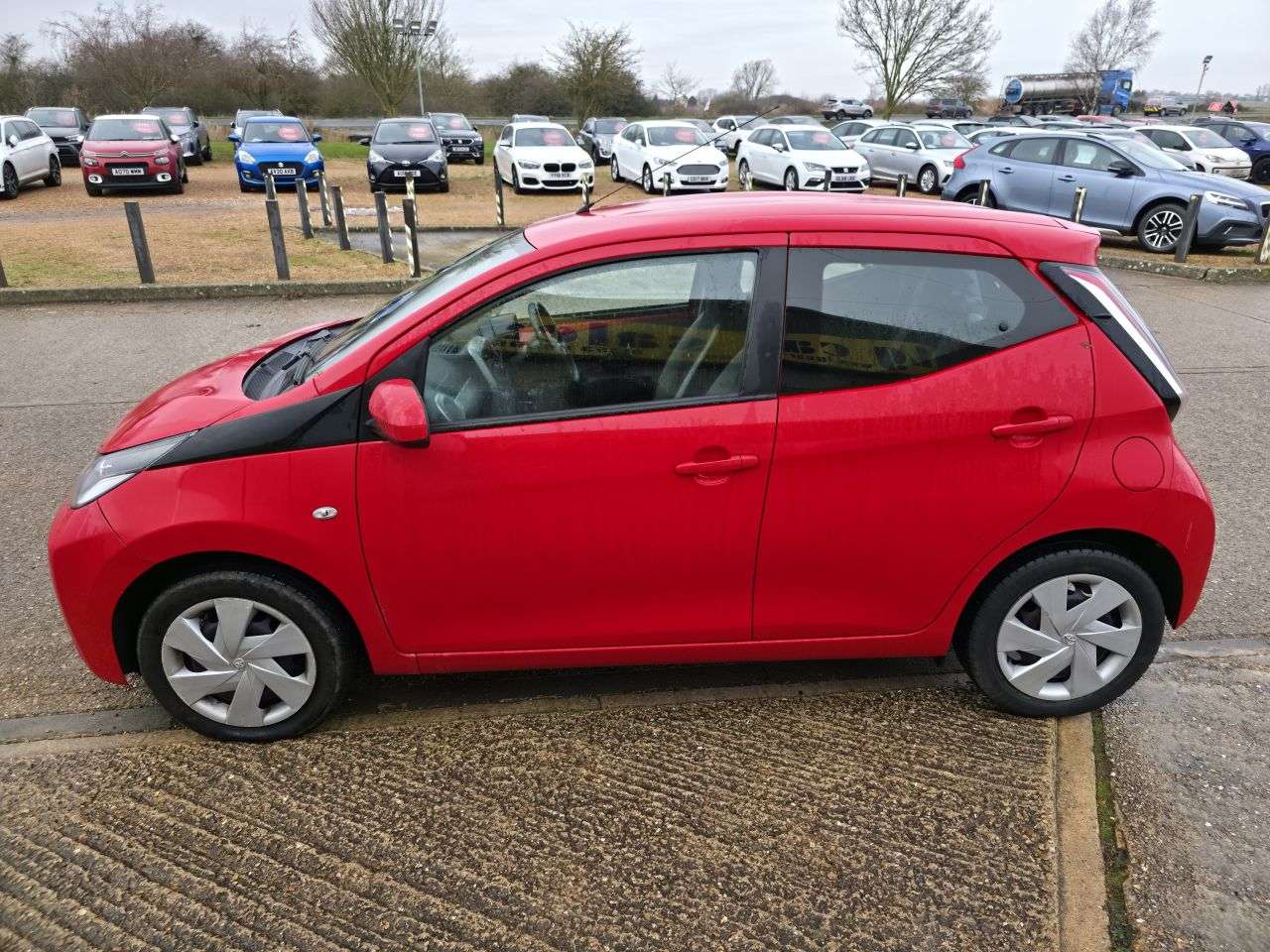 2015 TOYOTA AYGO 2015 TOYOTA AYGO
