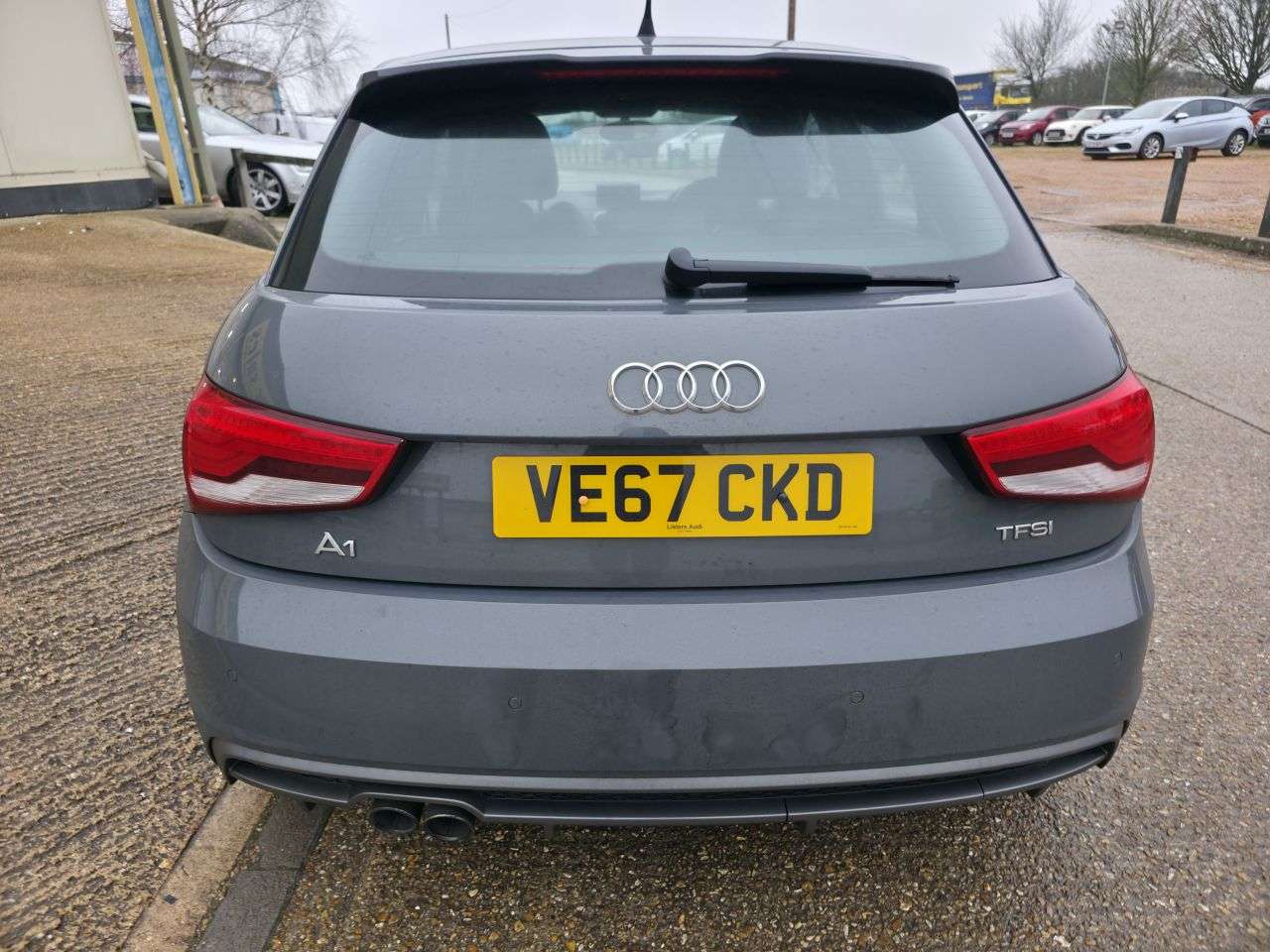 2017 AUDI A1 2017 AUDI A1