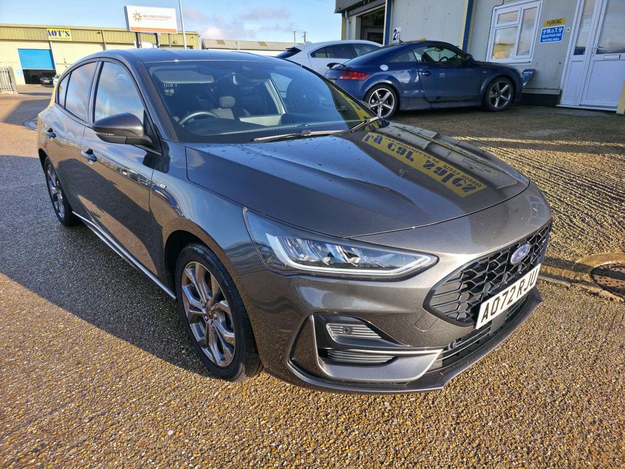 A 2022 FORD FOCUS 1.0T EcoBoost MHEV ST-Line Edition Hatchback 5dr Petrol Manual Euro 6 (s/s) A 2022 FORD FOCUS 1.0T EcoBoost MHEV ST-Line Edition Hatchback 5dr Petrol Manual Euro 6 (s/s)