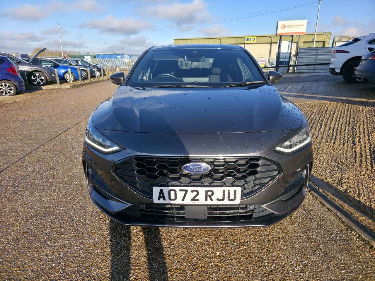 A 2022 FORD FOCUS 1.0T EcoBoost MHEV ST-Line Edition Hatchback 5dr Petrol Manual Euro 6 (s/s) A 2022 FORD FOCUS 1.0T EcoBoost MHEV ST-Line Edition Hatchback 5dr Petrol Manual Euro 6 (s/s)